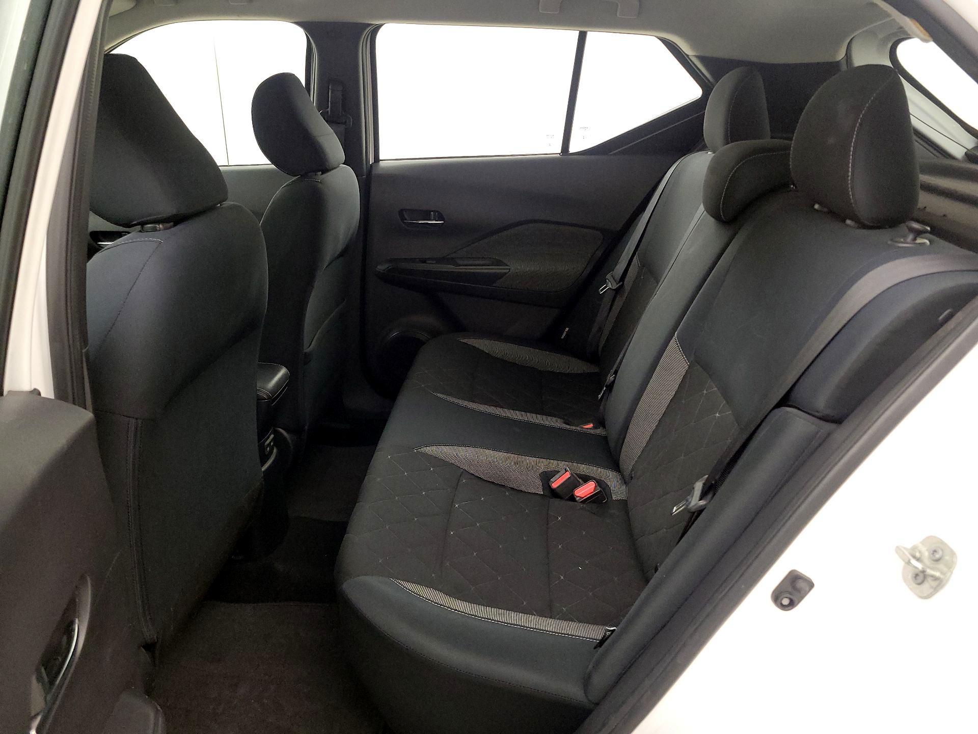 Thumbnail: 2020 Nissan Kicks - 18