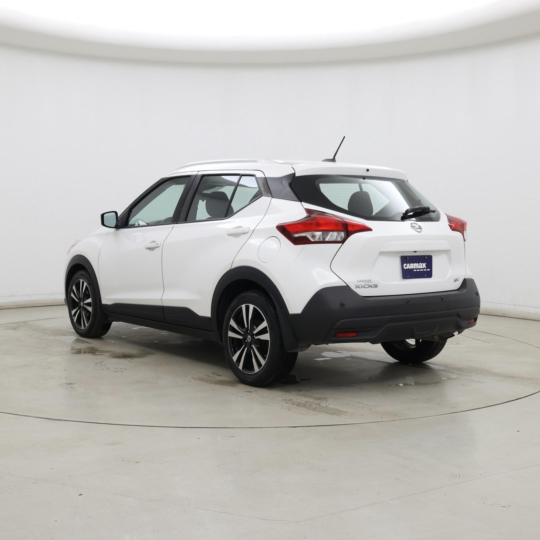 Thumbnail: 2020 Nissan Kicks - 2
