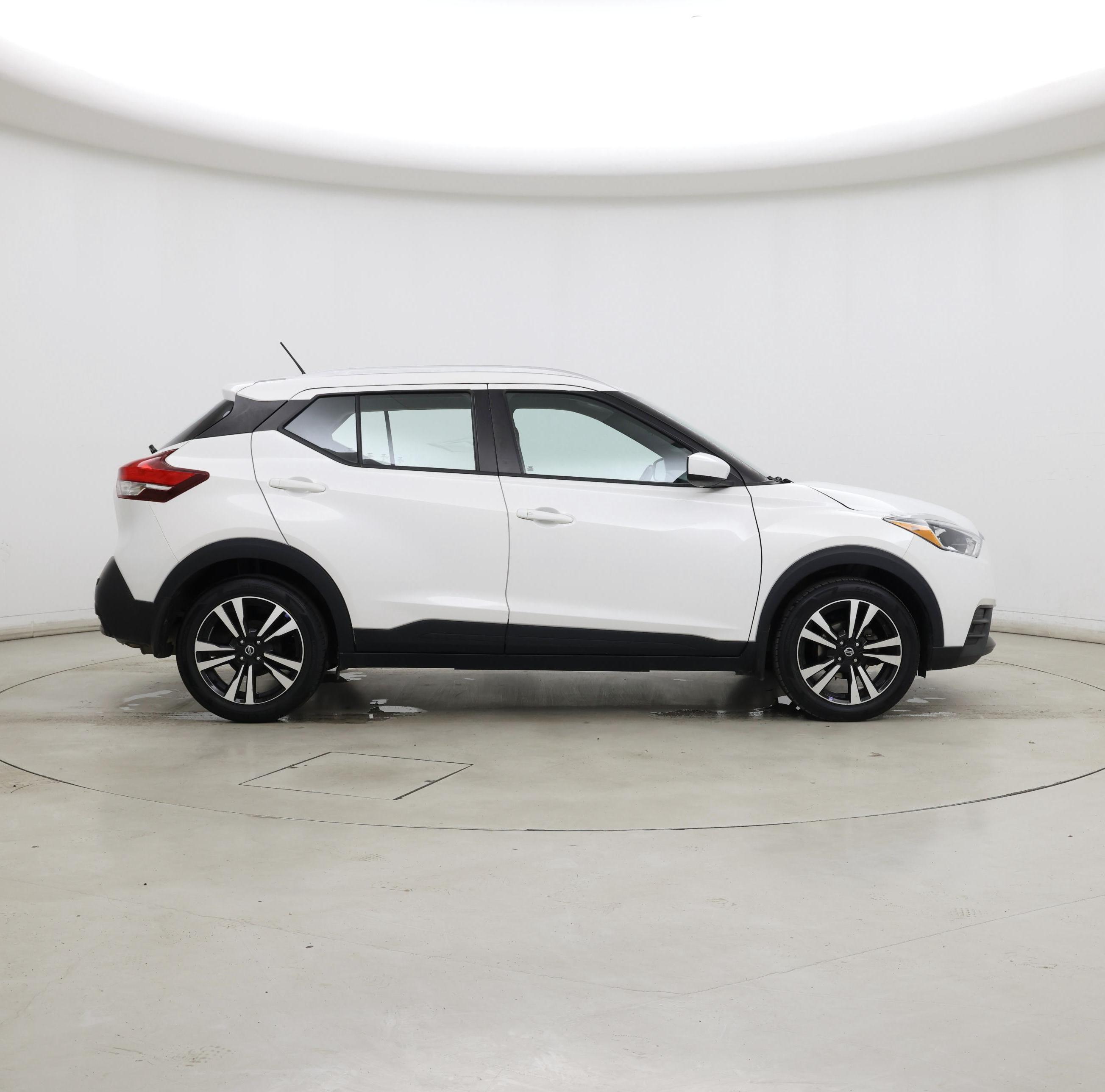 Thumbnail: 2020 Nissan Kicks - 7