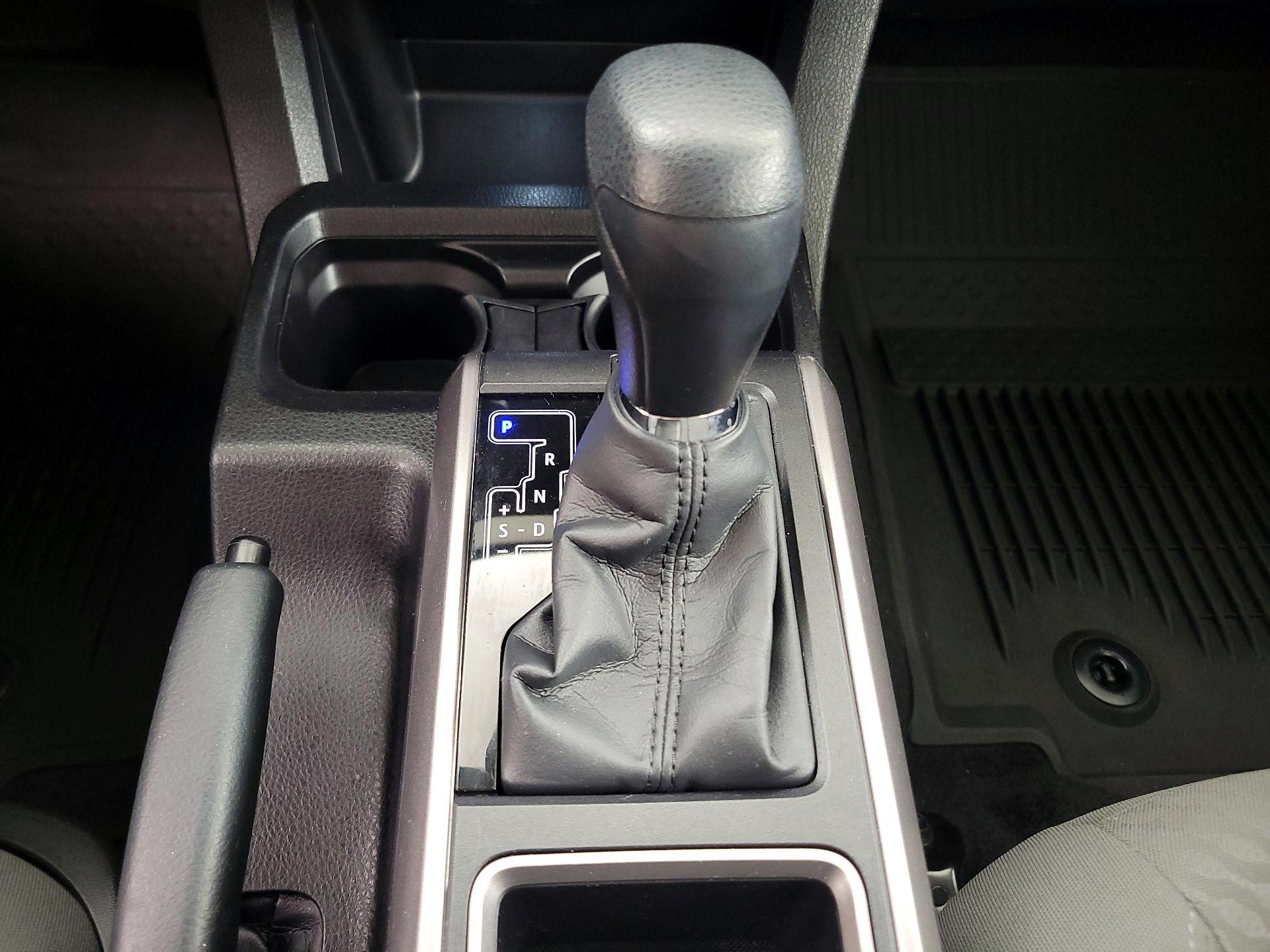 Thumbnail: 2023 Toyota Tacoma - 17