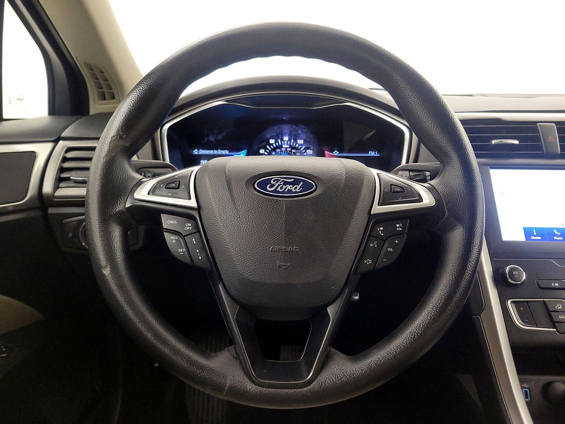 Thumbnail: 2019 Ford Fusion - 10