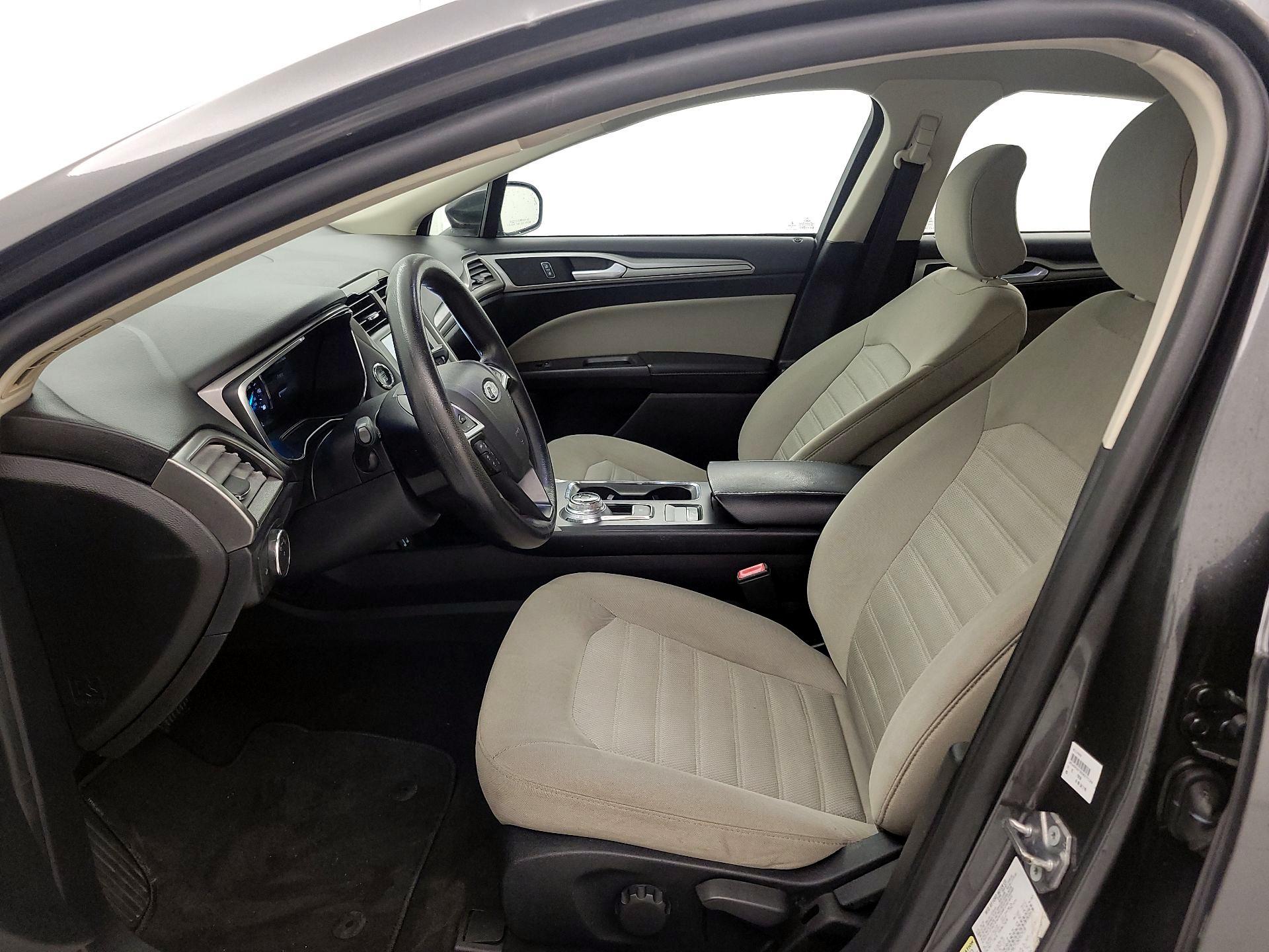 Thumbnail: 2019 Ford Fusion - 11