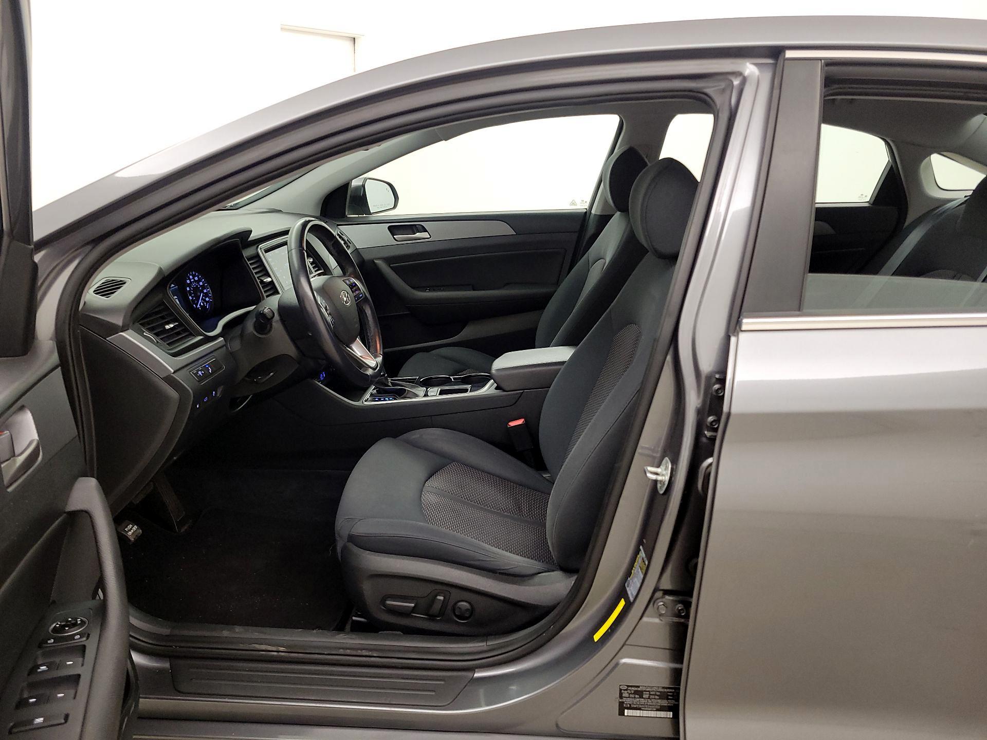 Thumbnail: 2018 Hyundai Sonata - 11