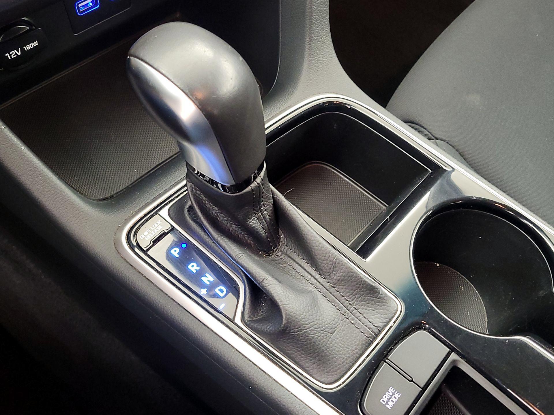 Thumbnail: 2018 Hyundai Sonata - 17