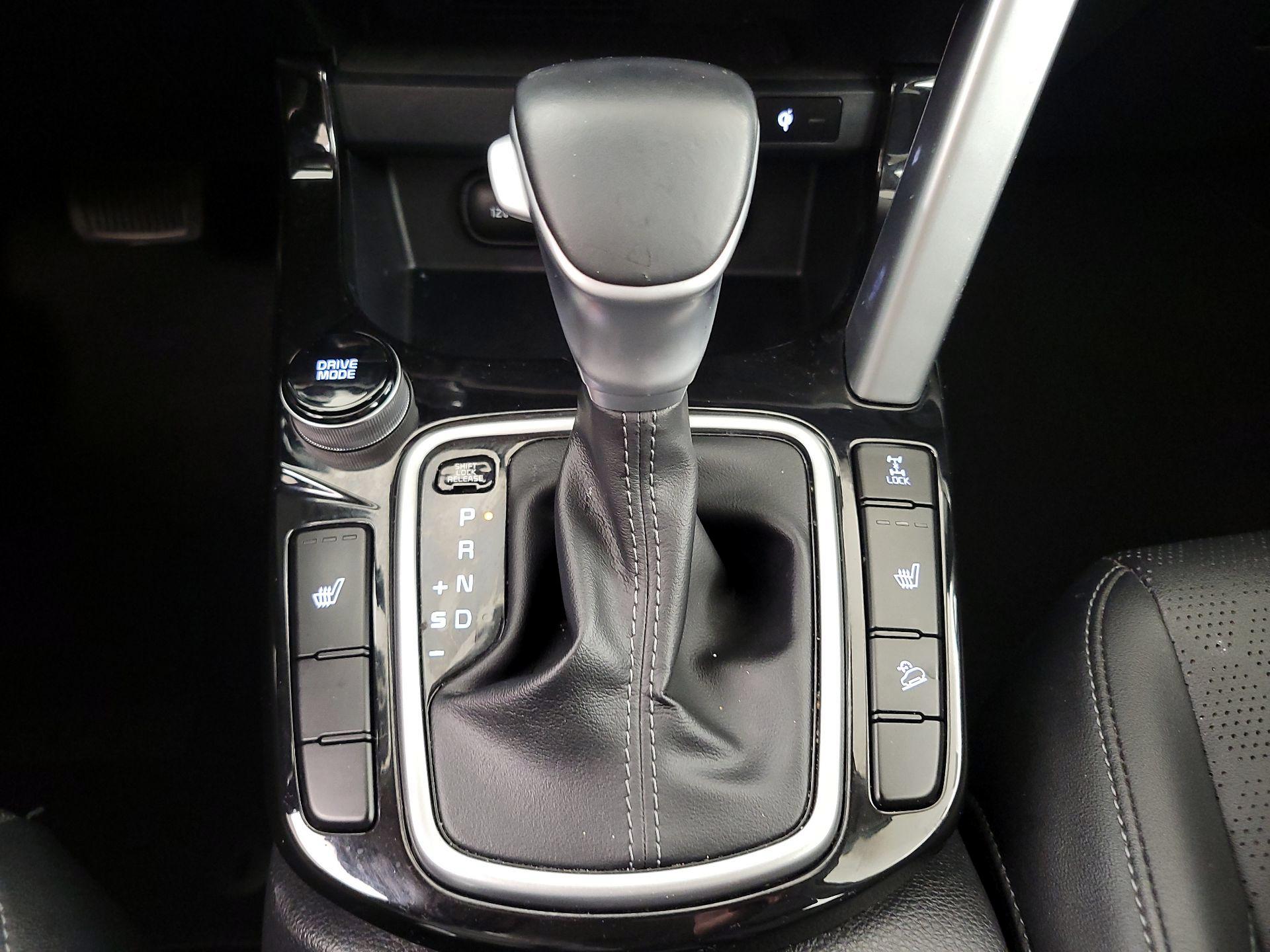 Thumbnail: 2023 Kia Seltos - 18