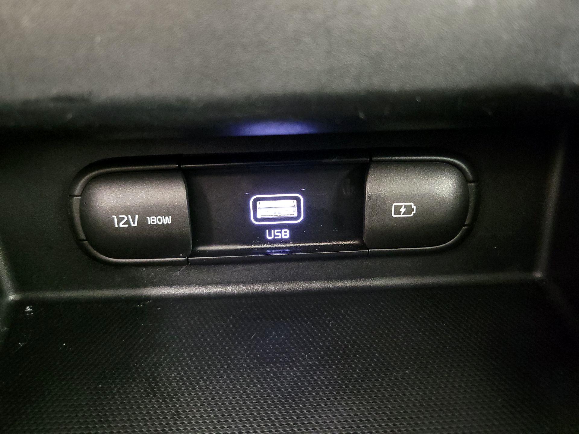 Thumbnail: 2023 Kia Seltos - 19