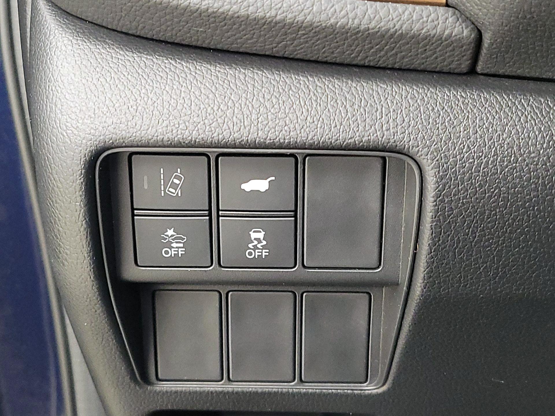 Thumbnail: 2018 Honda CR-V - 13