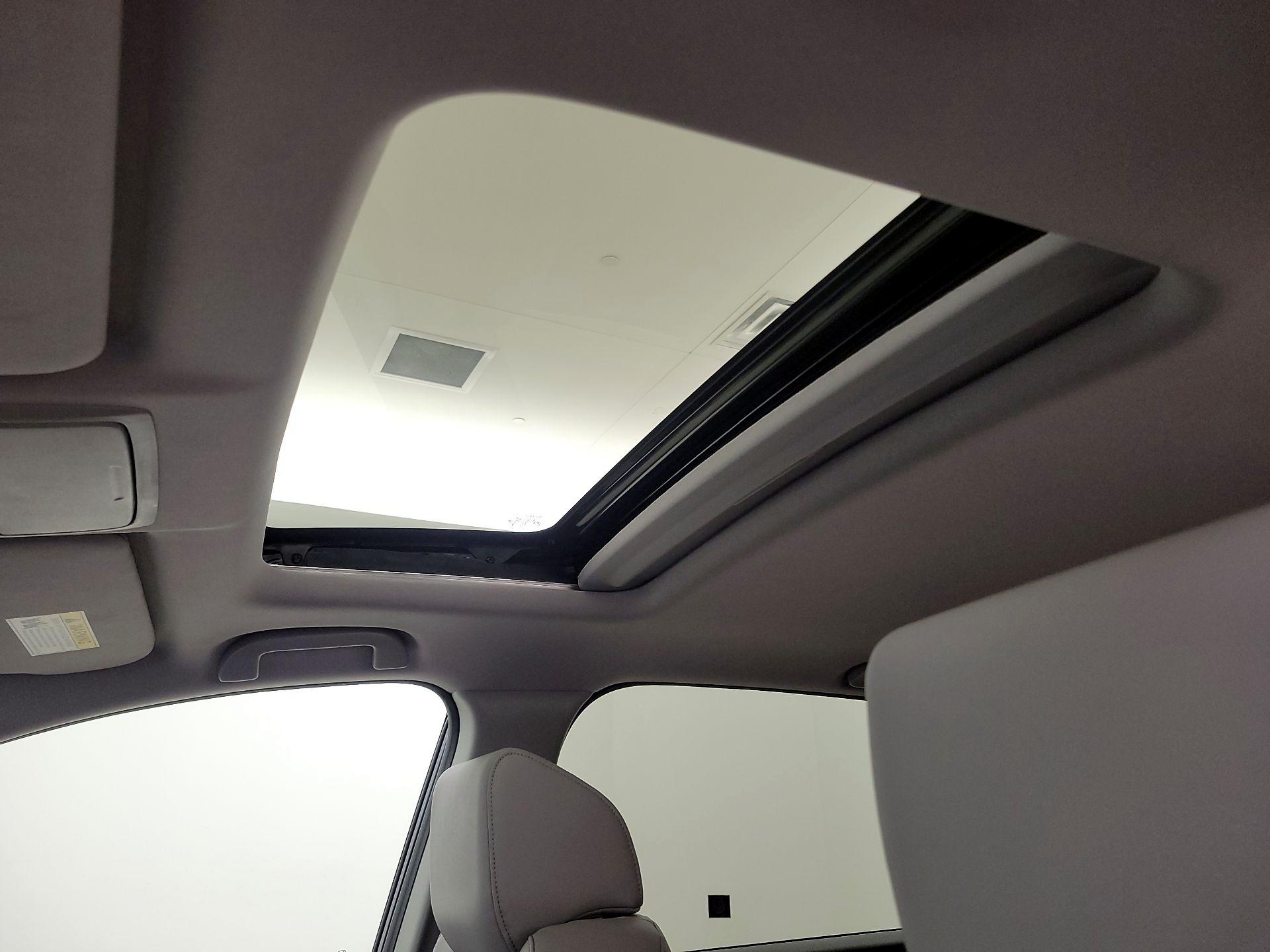 Thumbnail: 2018 Honda CR-V - 20