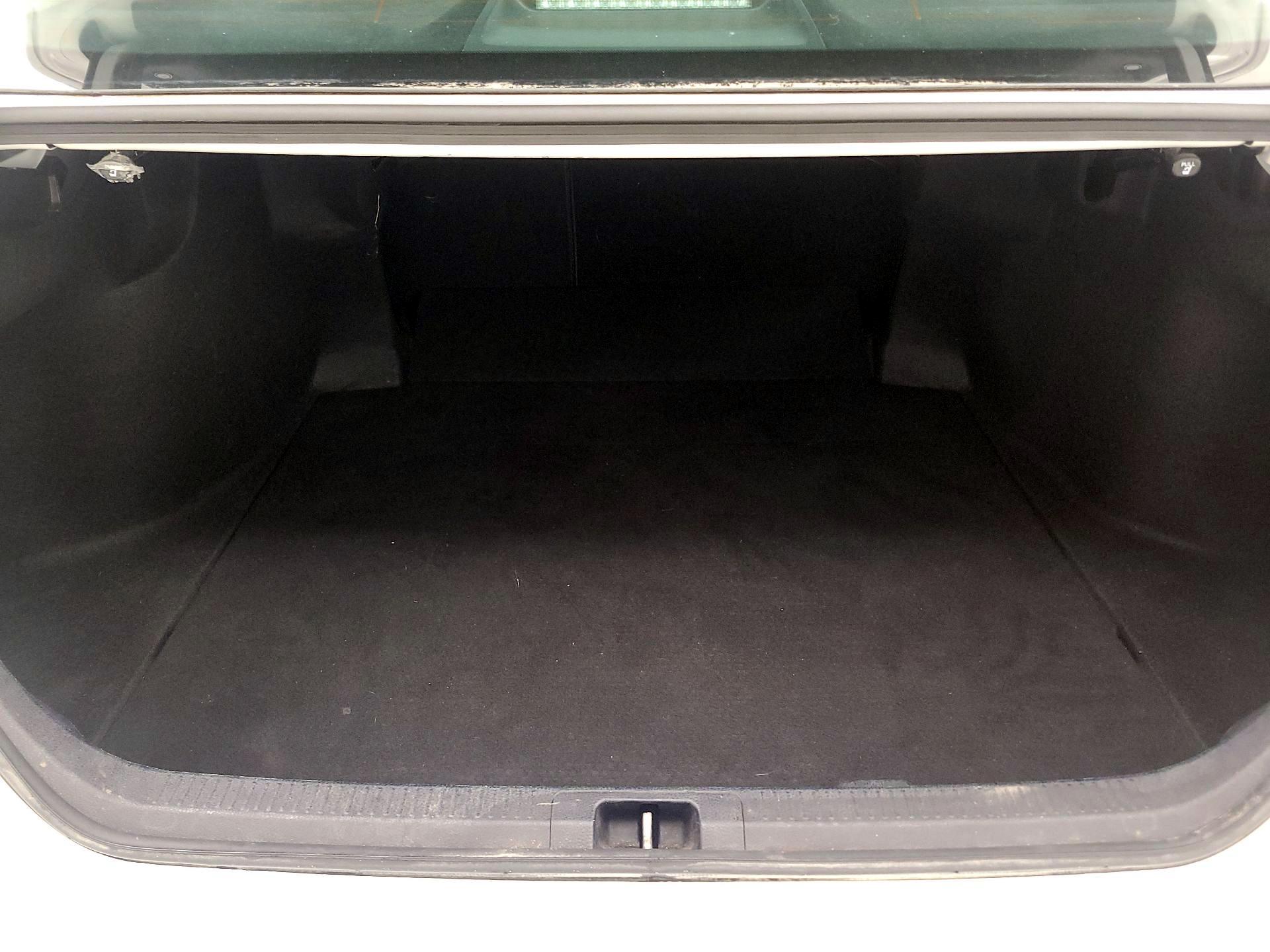 Thumbnail: 2021 Toyota Camry - 20