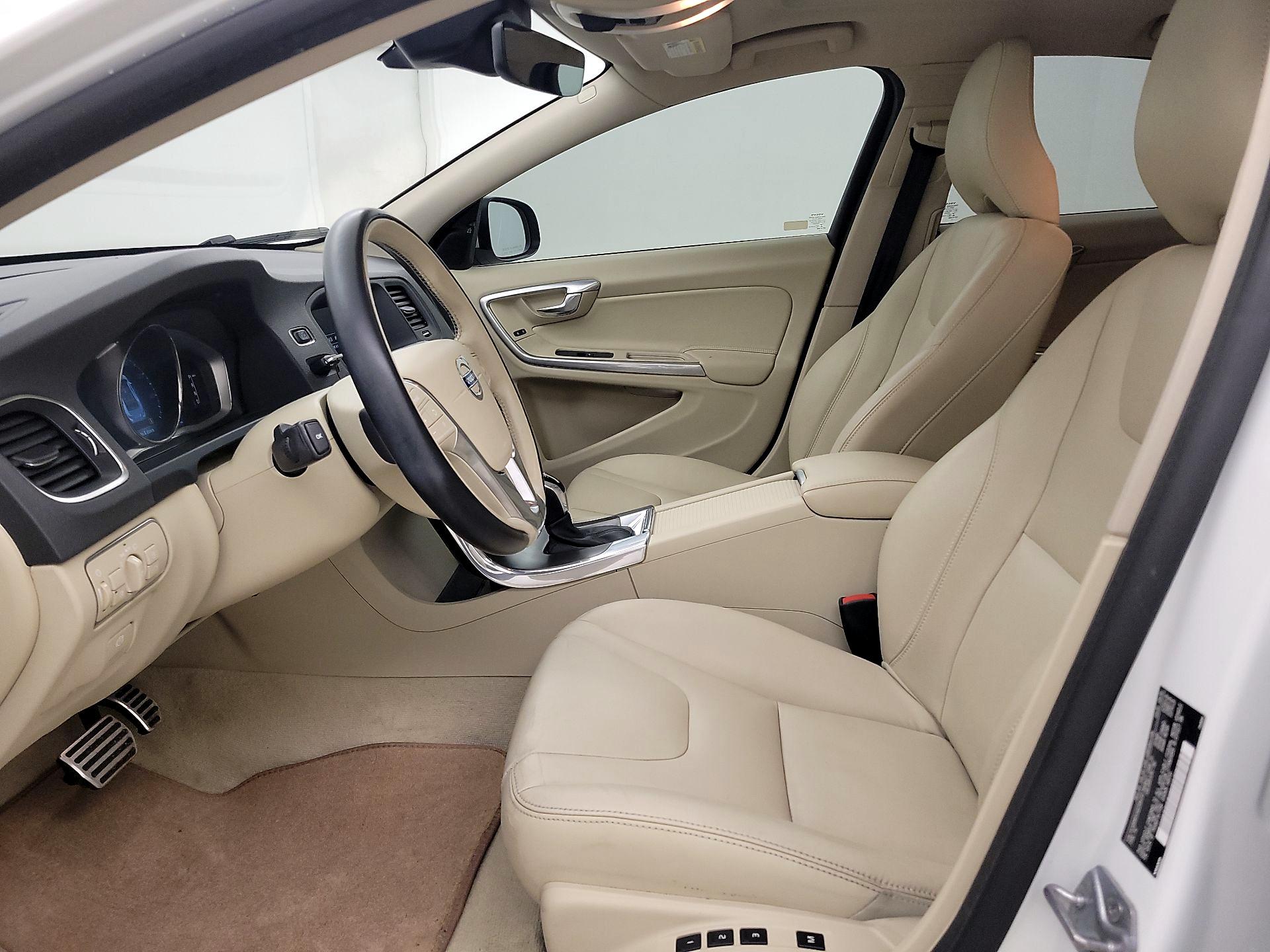 Thumbnail: 2016 Volvo S60 - 11