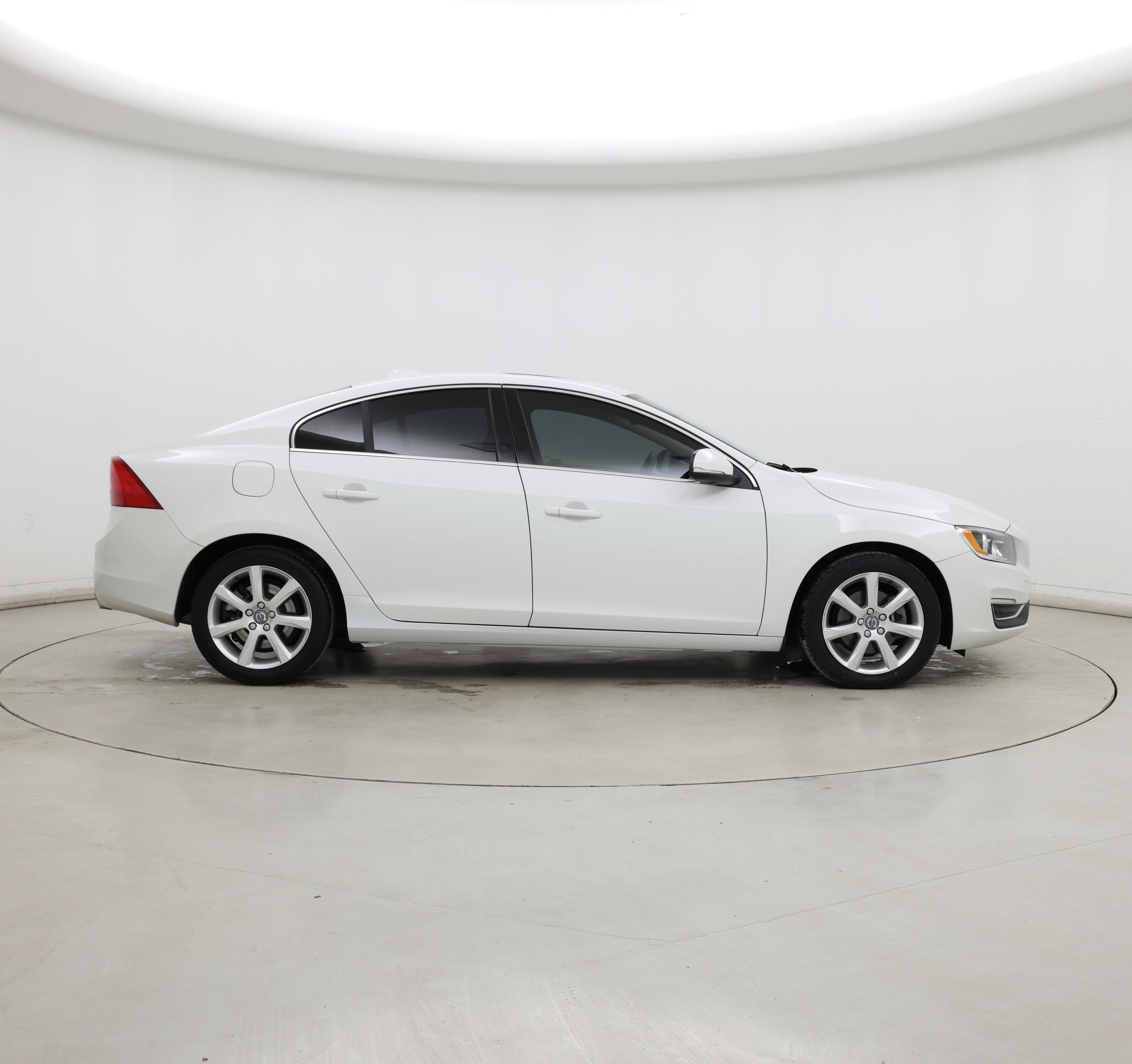 Thumbnail: 2016 Volvo S60 - 7