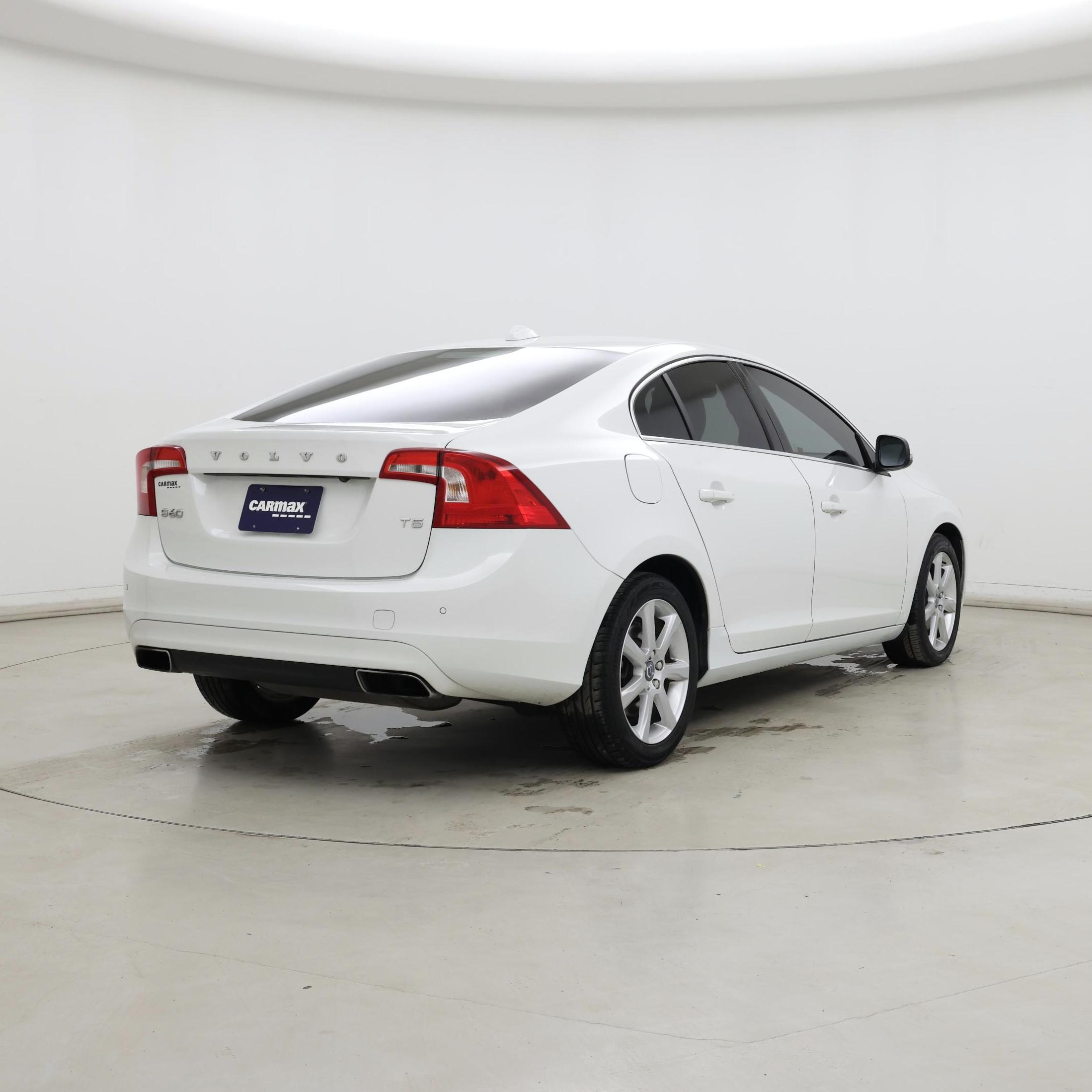 Thumbnail: 2016 Volvo S60 - 8