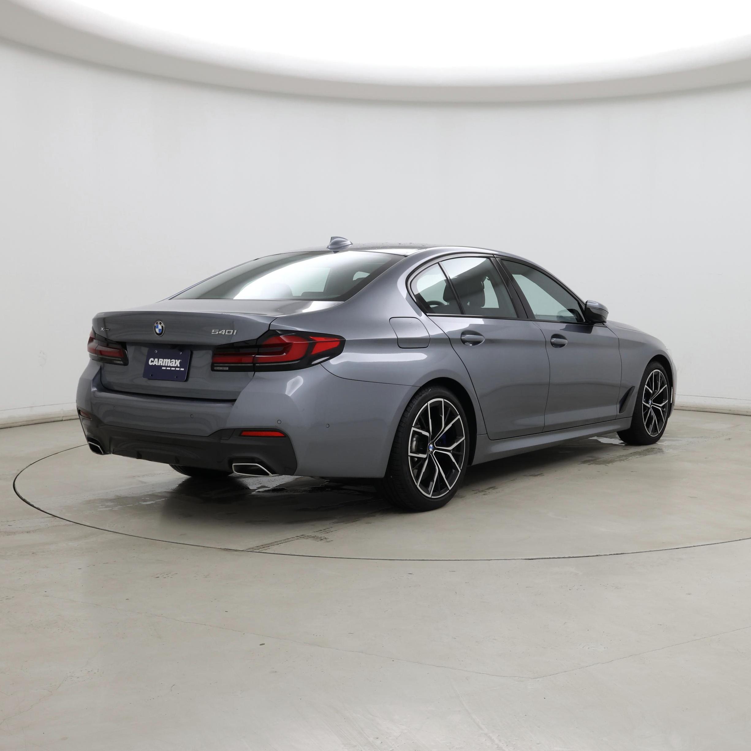 Thumbnail: 2022 BMW 5 Series - 8