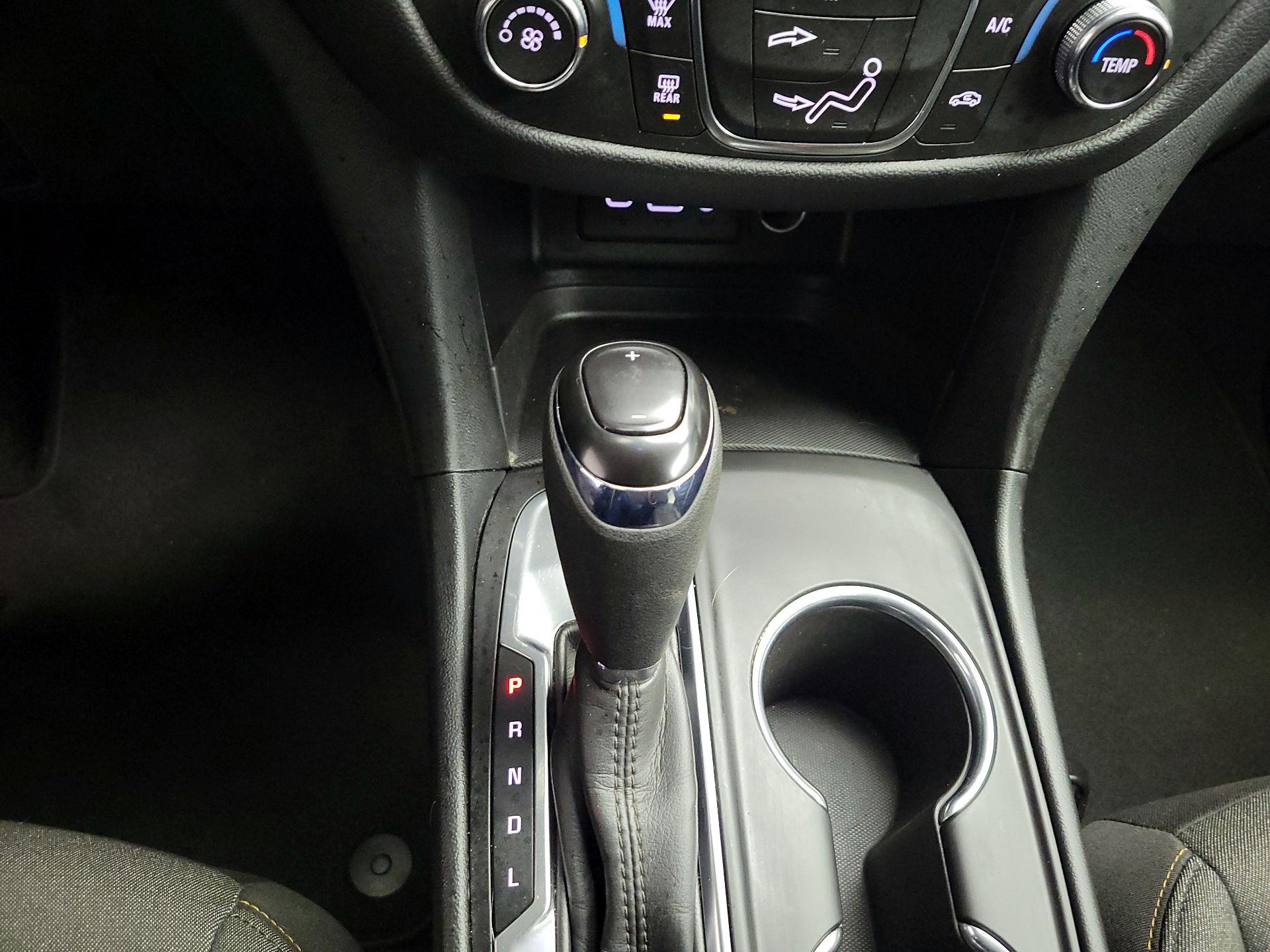 Thumbnail: 2020 Chevrolet Equinox - 16