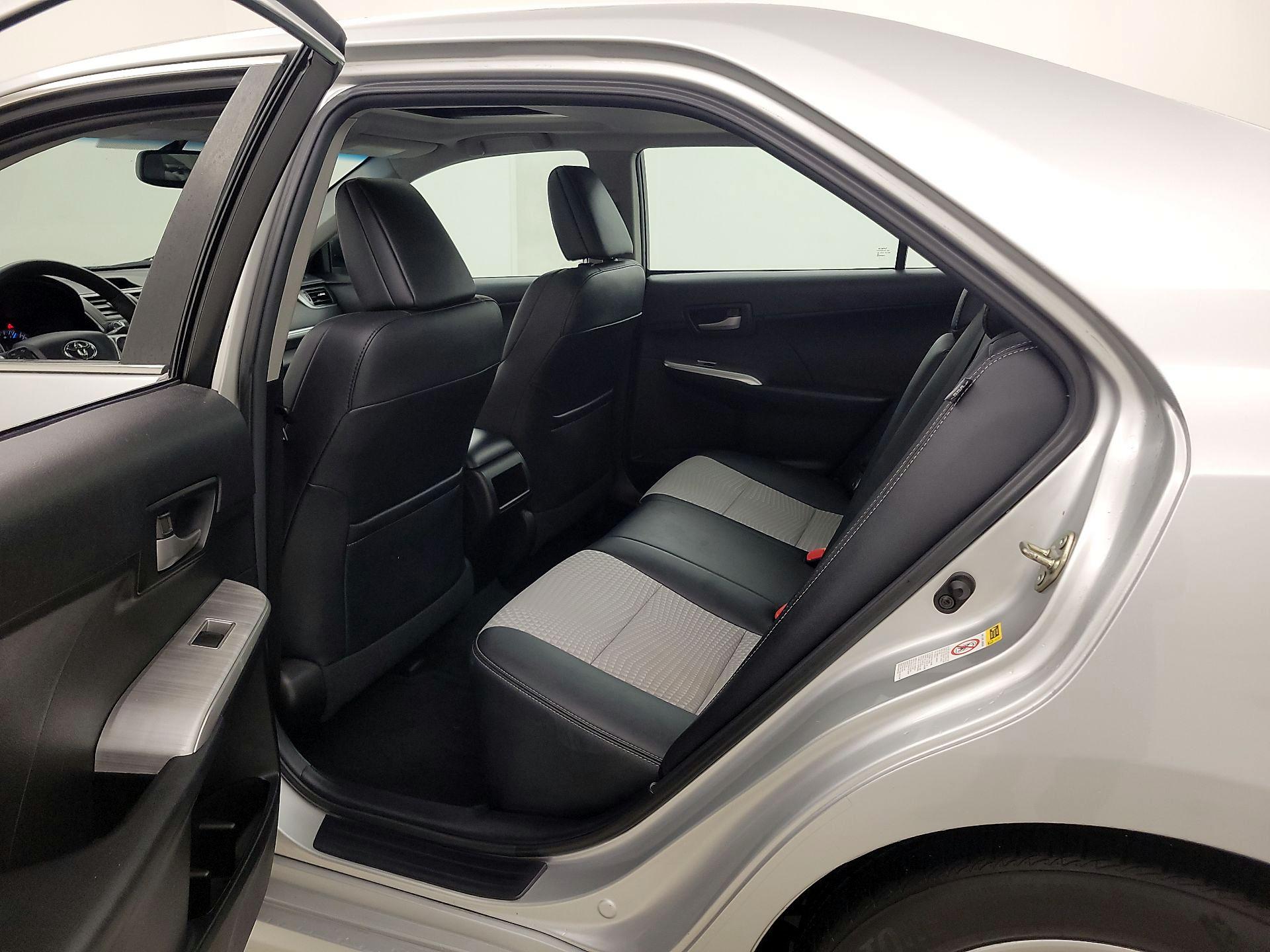 Thumbnail: 2014 Toyota Camry - 19