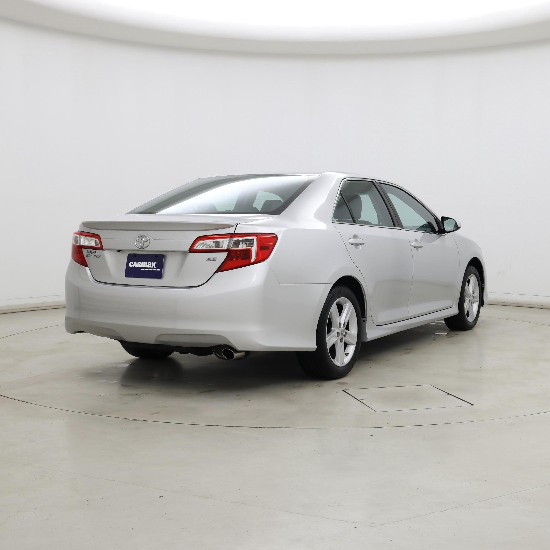 Thumbnail: 2014 Toyota Camry - 8