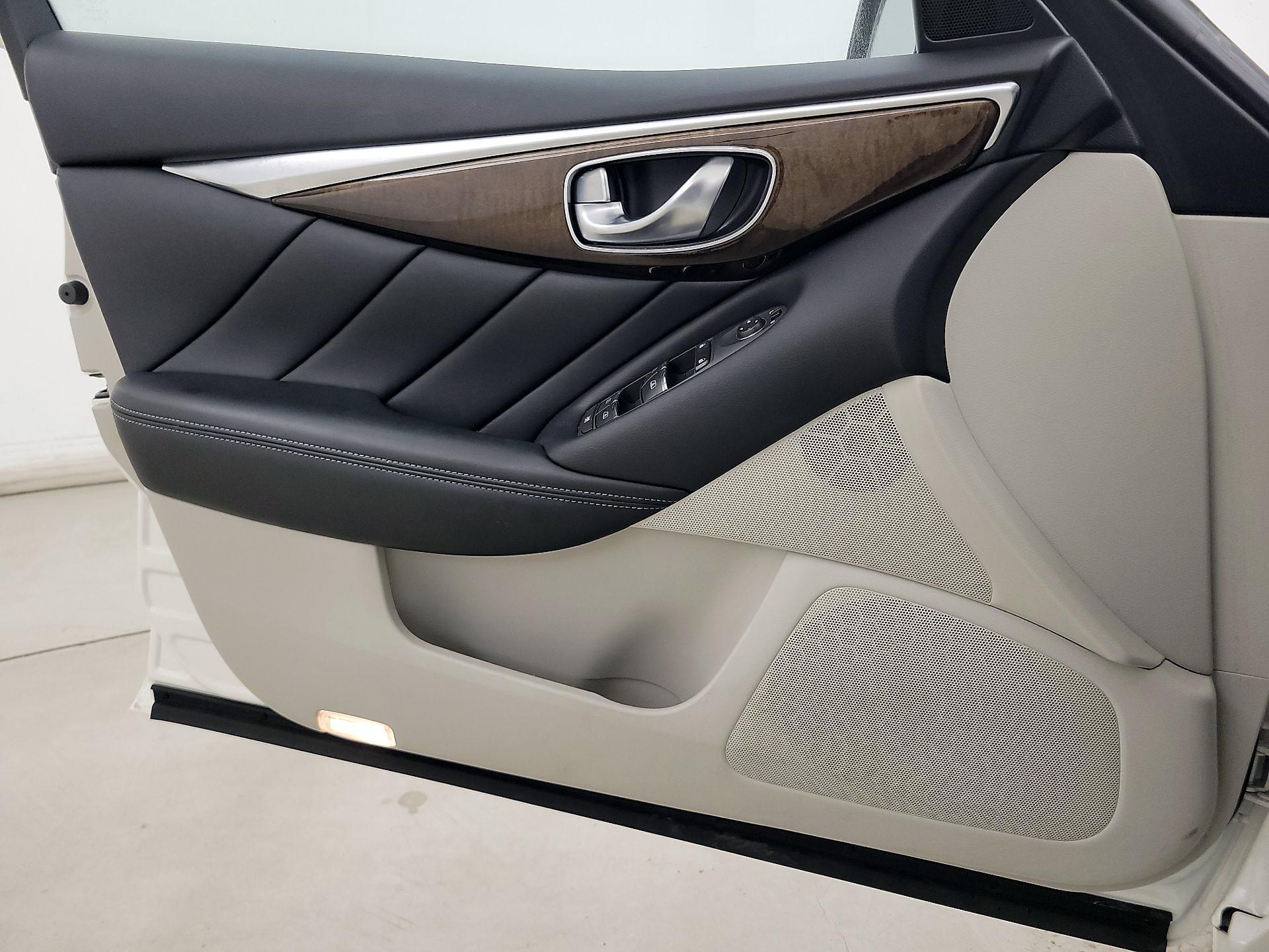 Thumbnail: 2019 INFINITI Q50 - 12