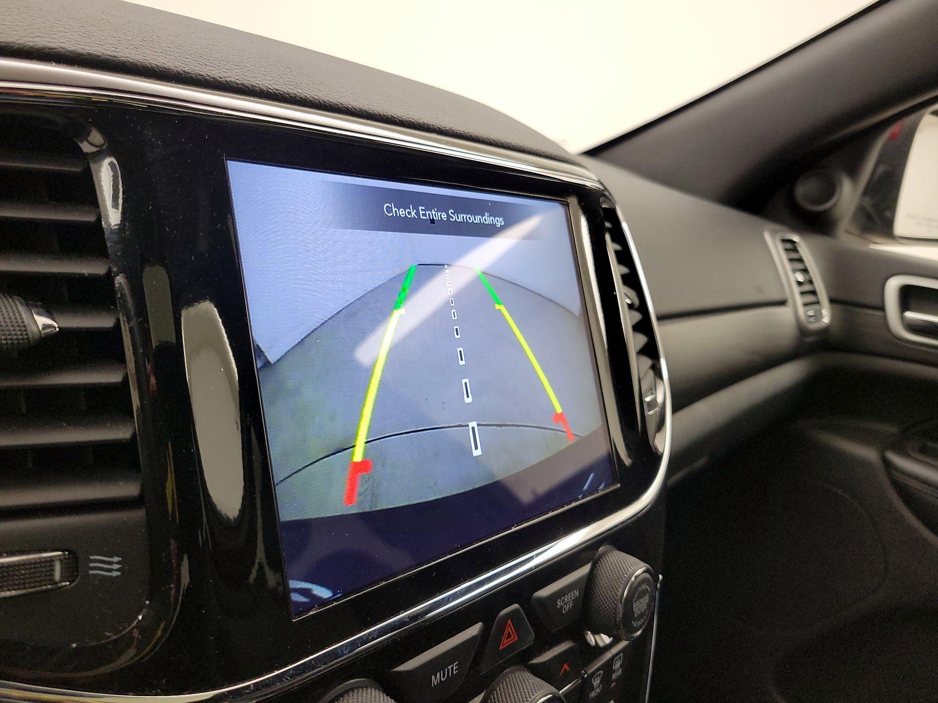 Thumbnail: 2021 Jeep Grand Cherokee - 15