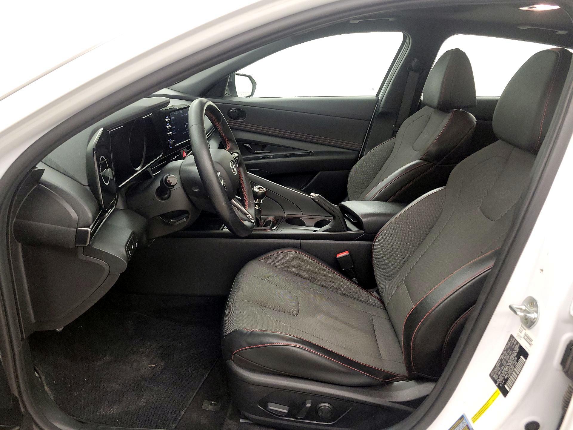 Thumbnail: 2021 Hyundai Elantra - 11