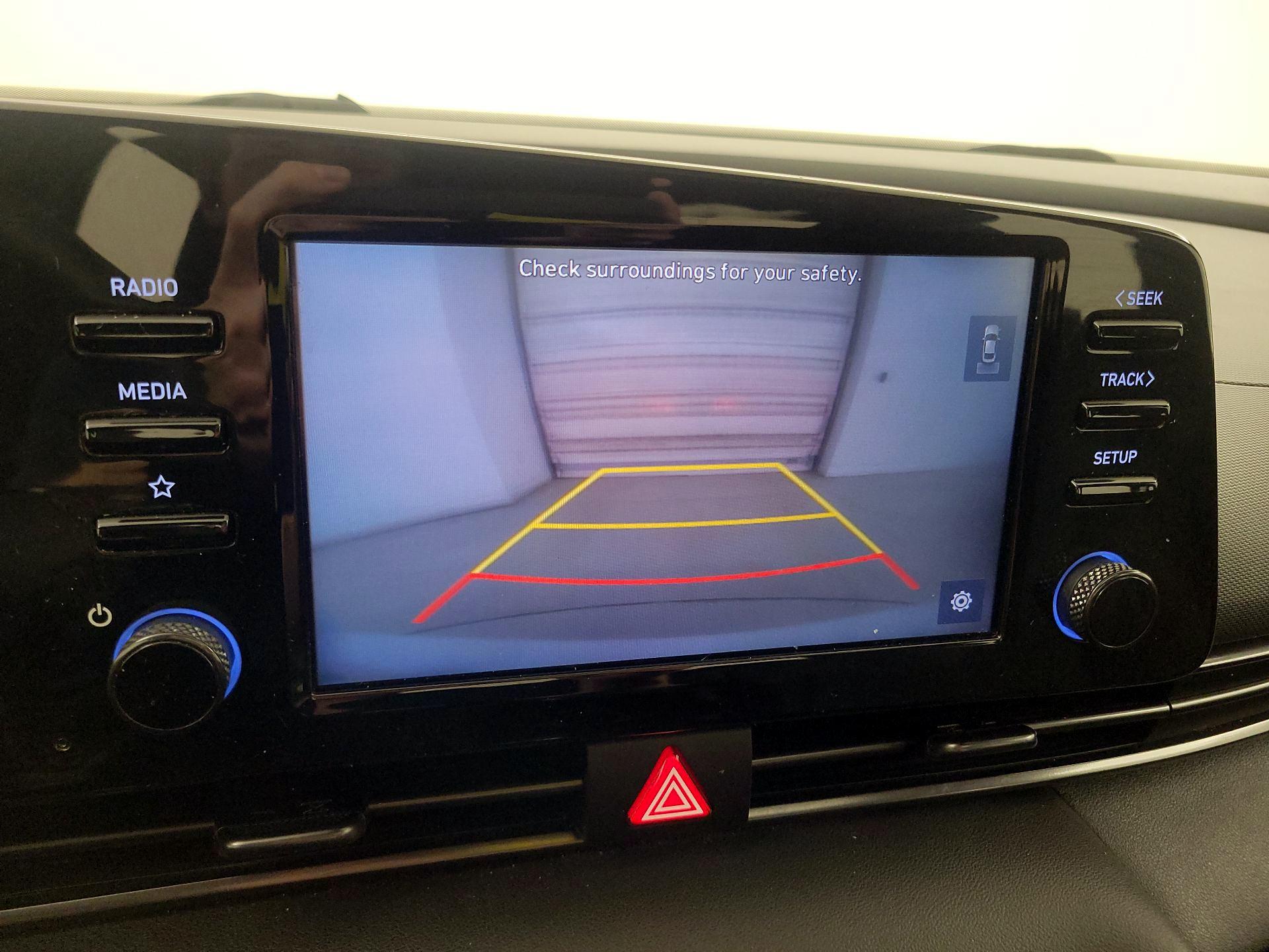 Thumbnail: 2021 Hyundai Elantra - 14