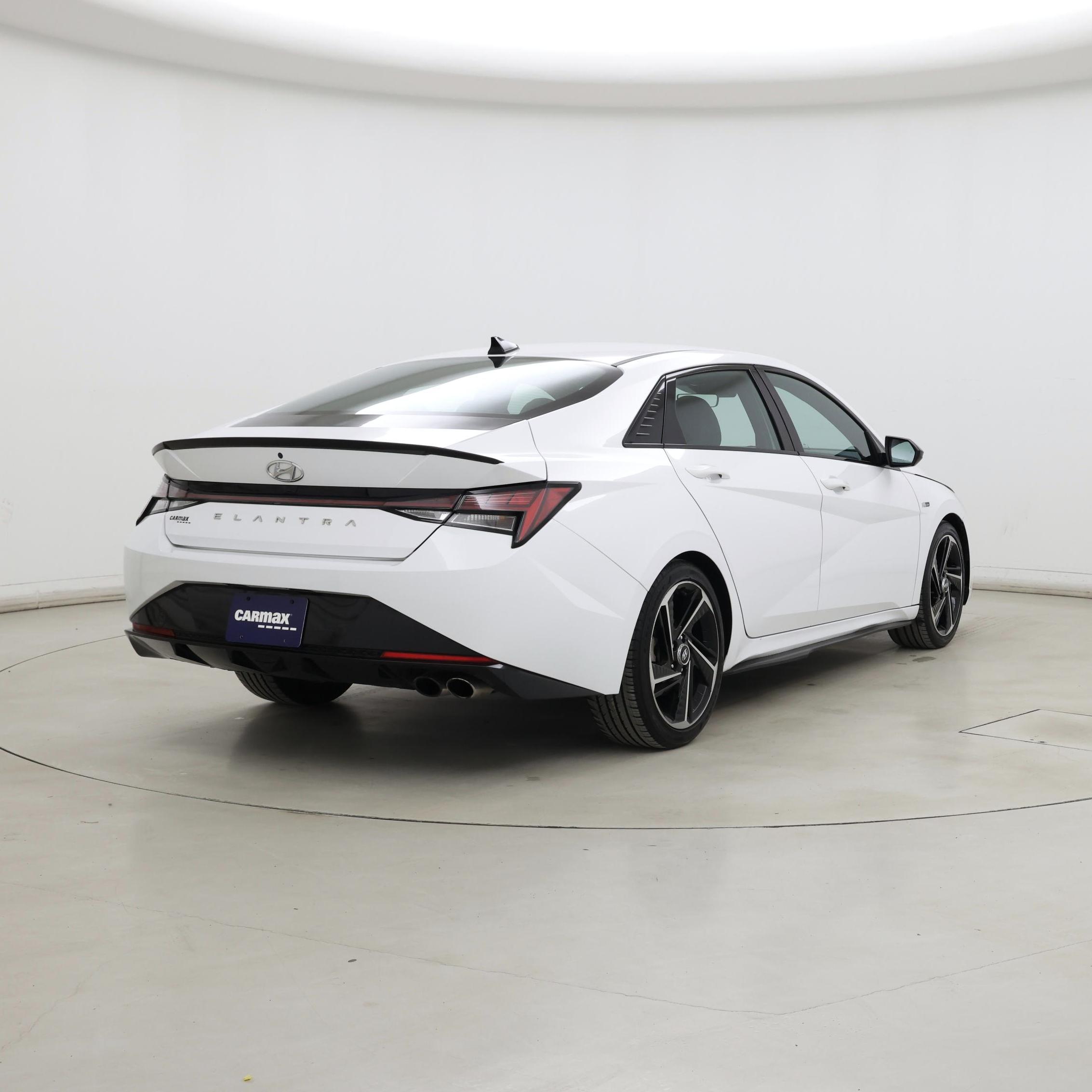 Thumbnail: 2021 Hyundai Elantra - 8