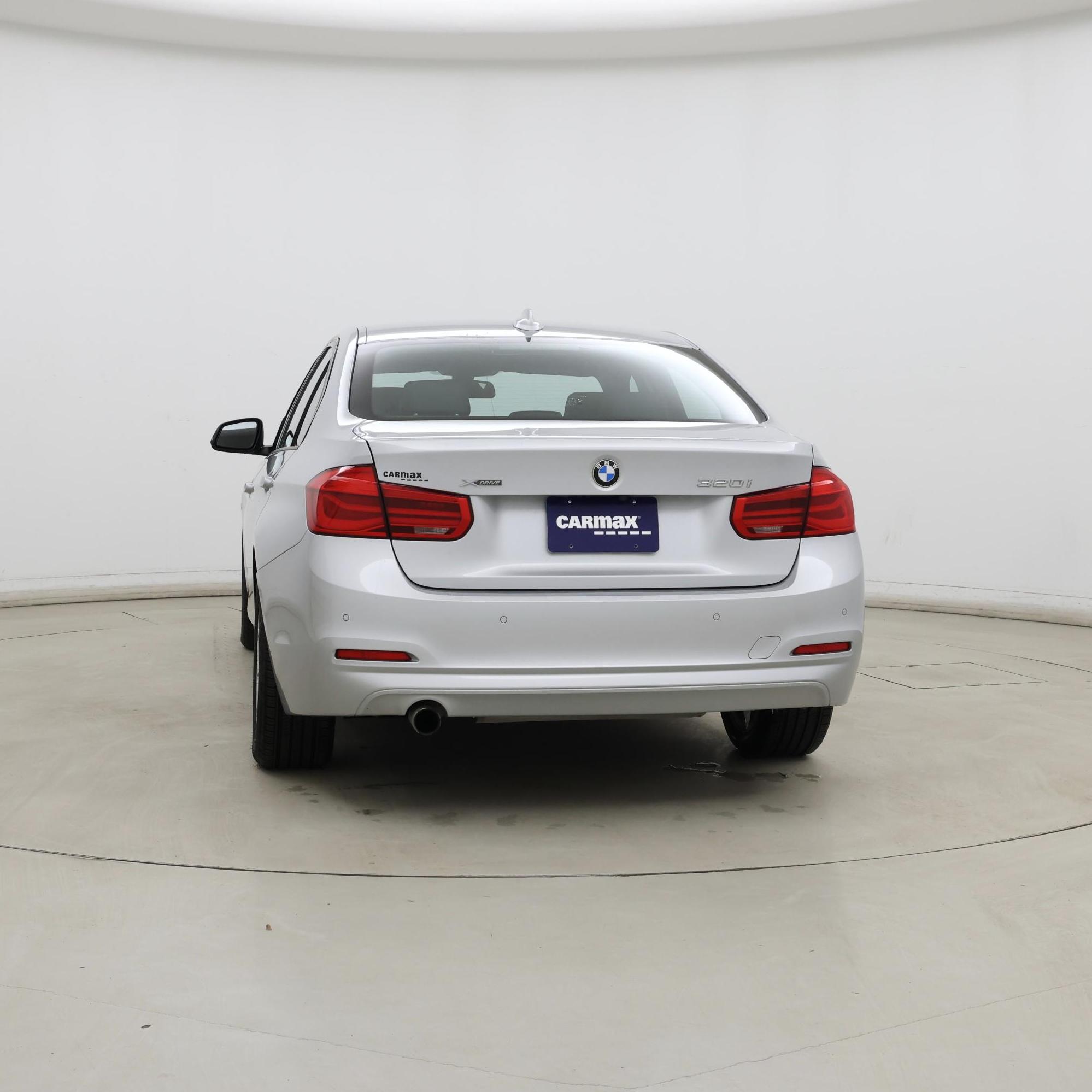 Thumbnail: 2016 BMW 3 Series - 6