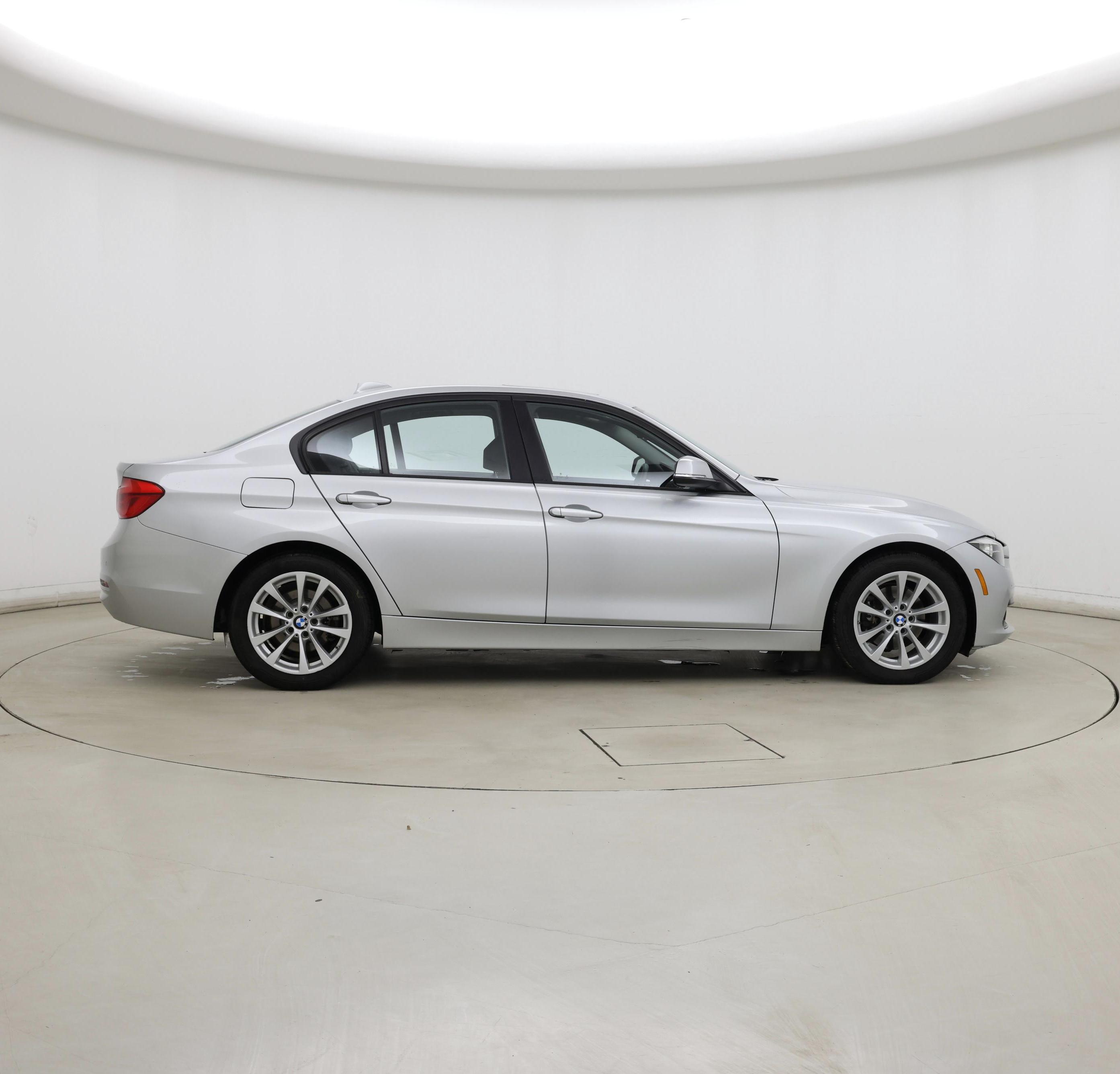 Thumbnail: 2016 BMW 3 Series - 7