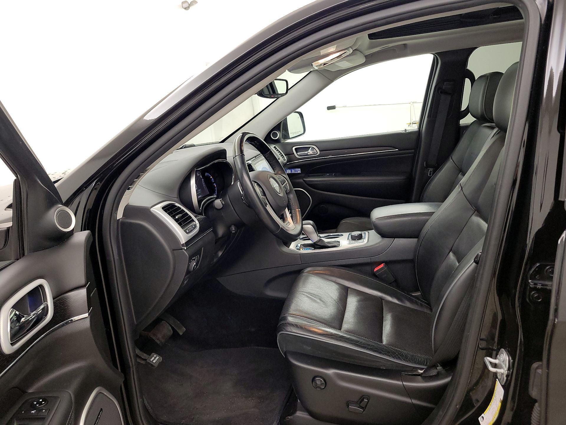 Thumbnail: 2019 Jeep Grand Cherokee - 11