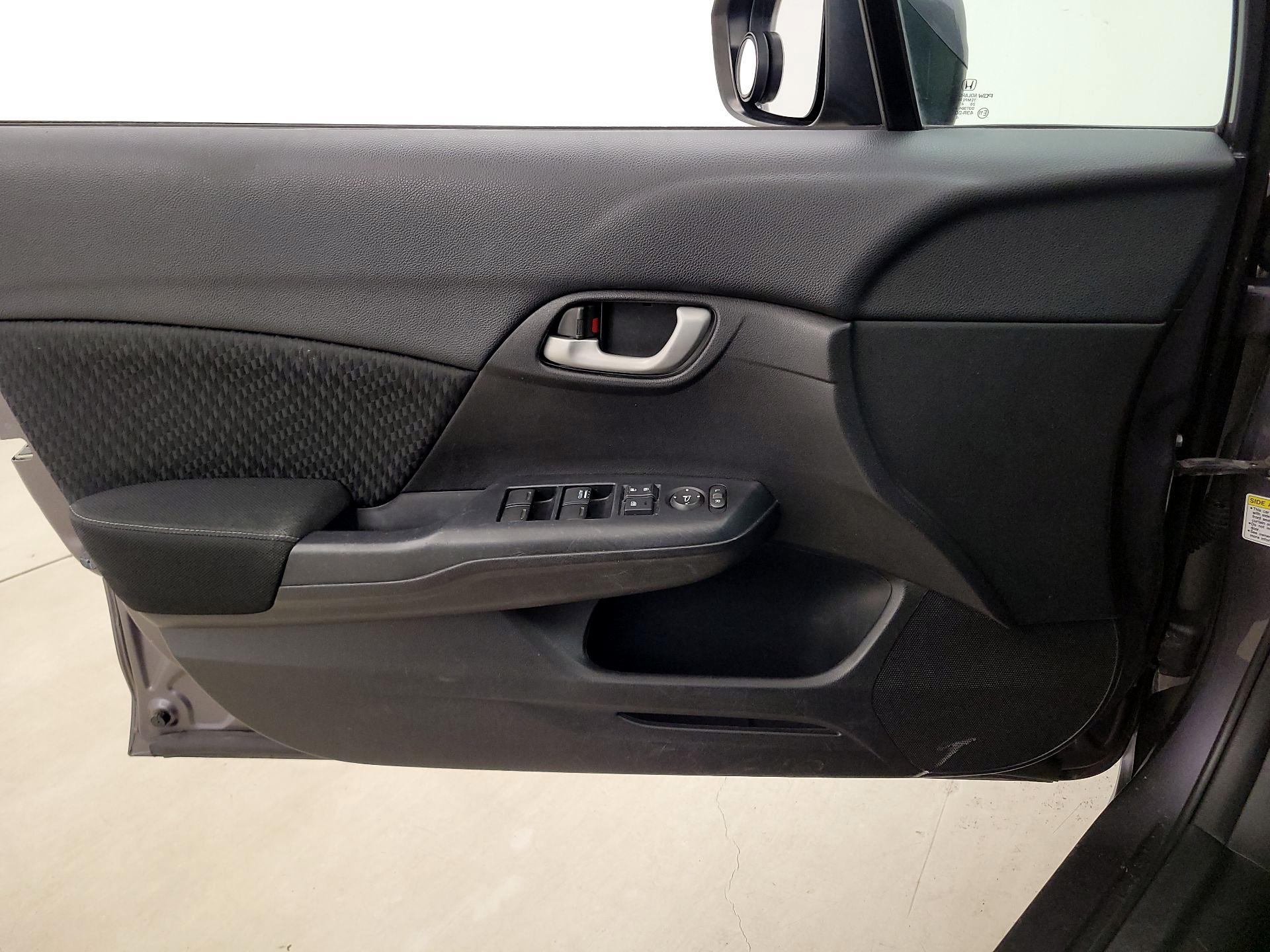 Thumbnail: 2015 Honda Civic - 12