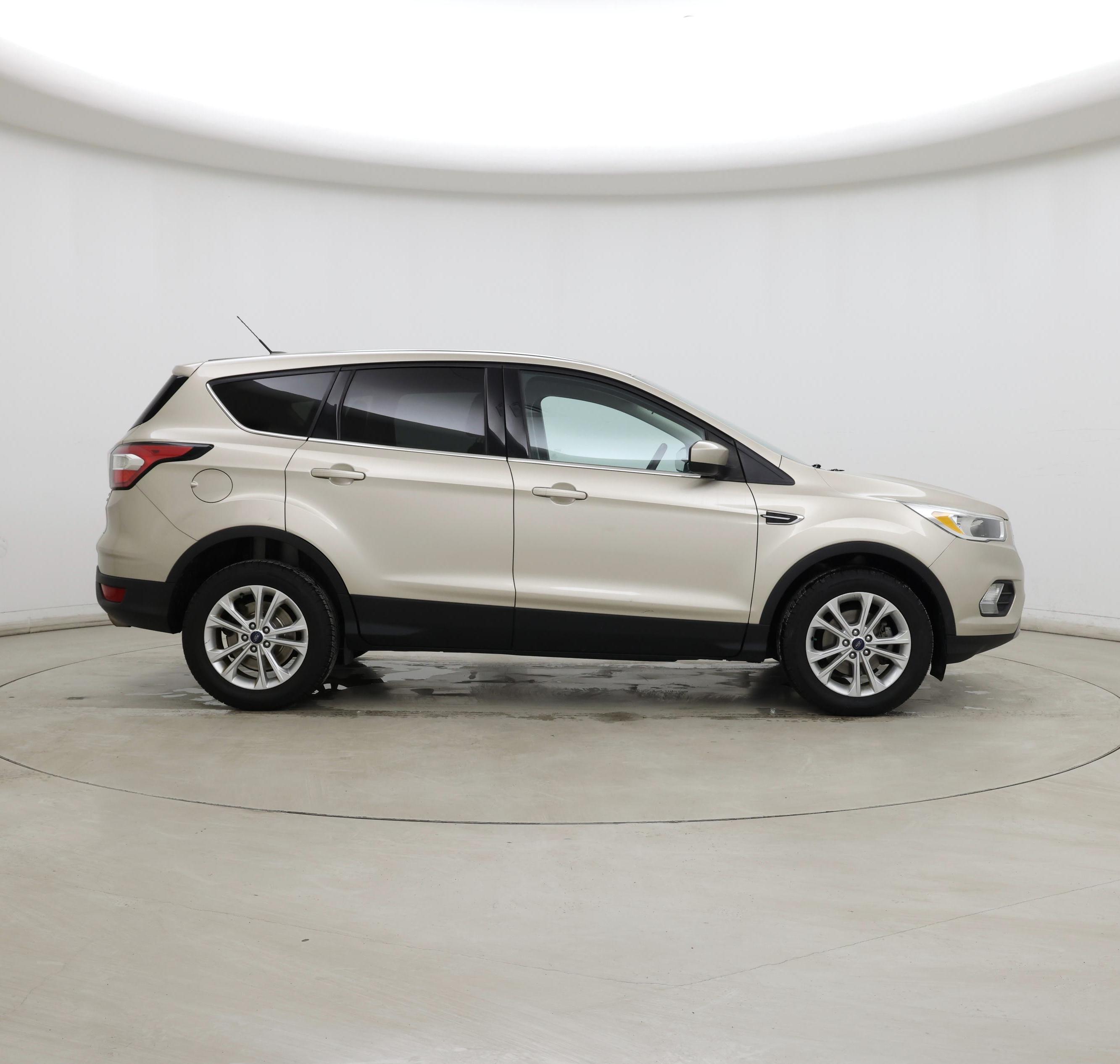 Thumbnail: 2017 Ford Escape - 7