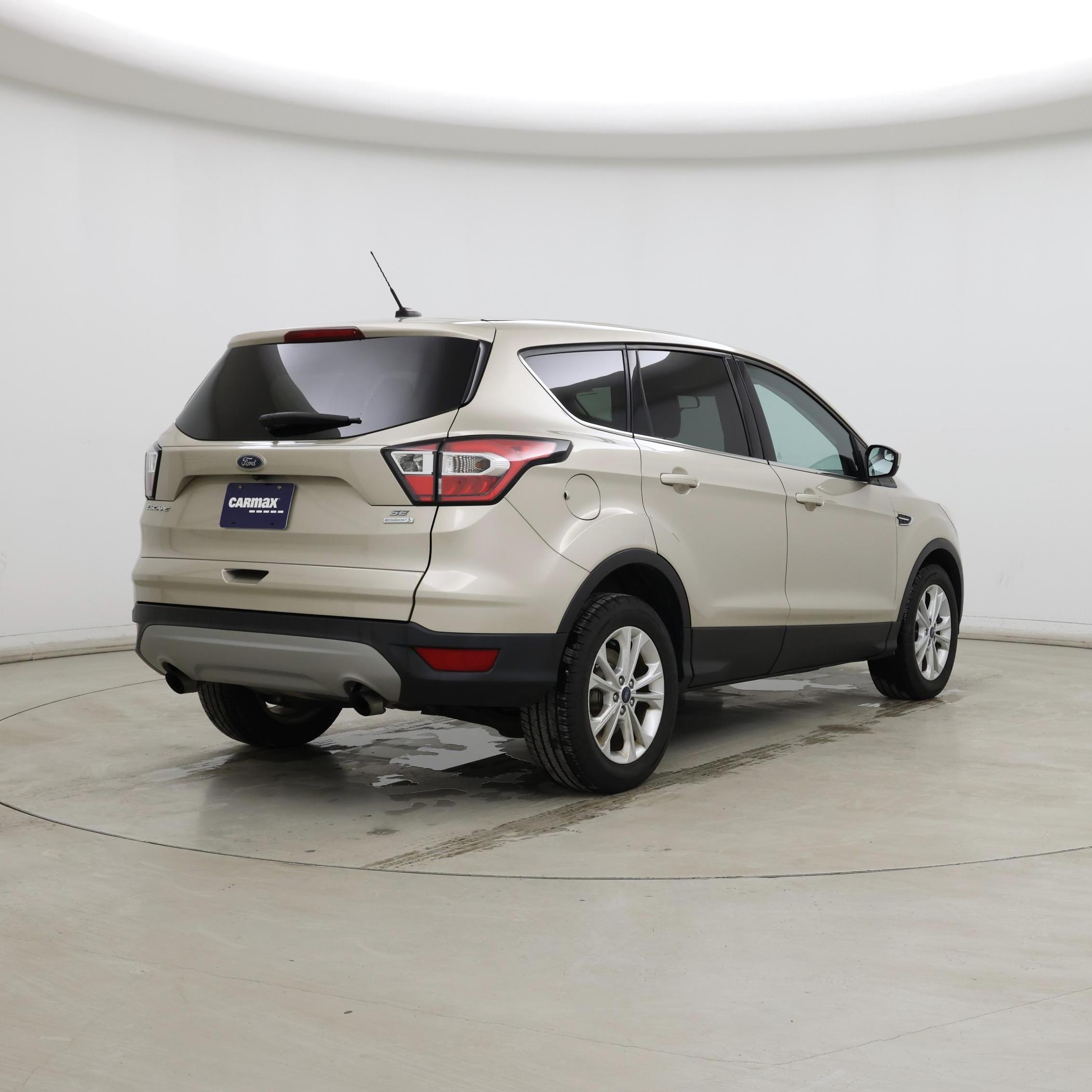 Thumbnail: 2017 Ford Escape - 8