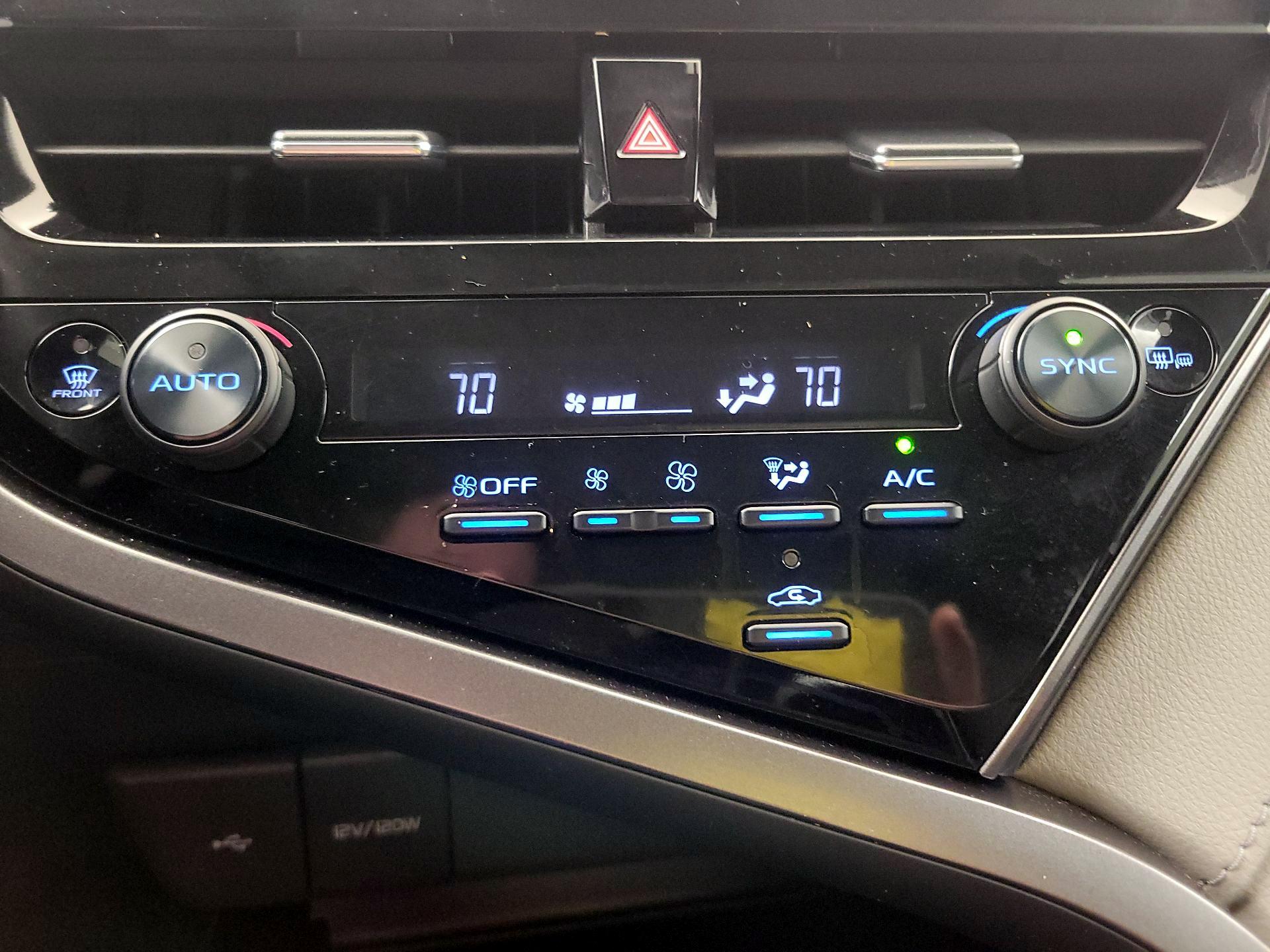 Thumbnail: 2023 Toyota Camry - 16