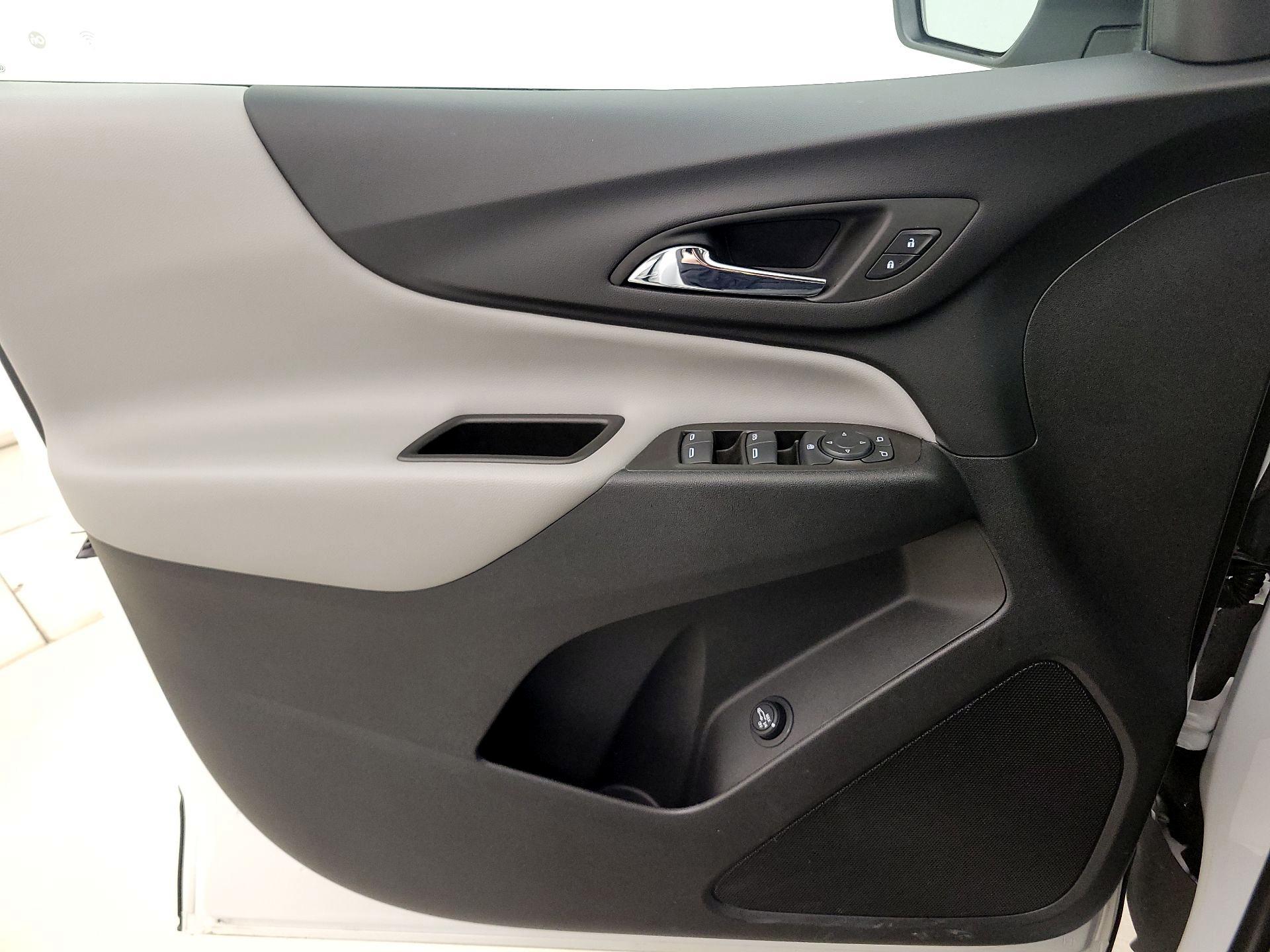 Thumbnail: 2023 Chevrolet Equinox - 12