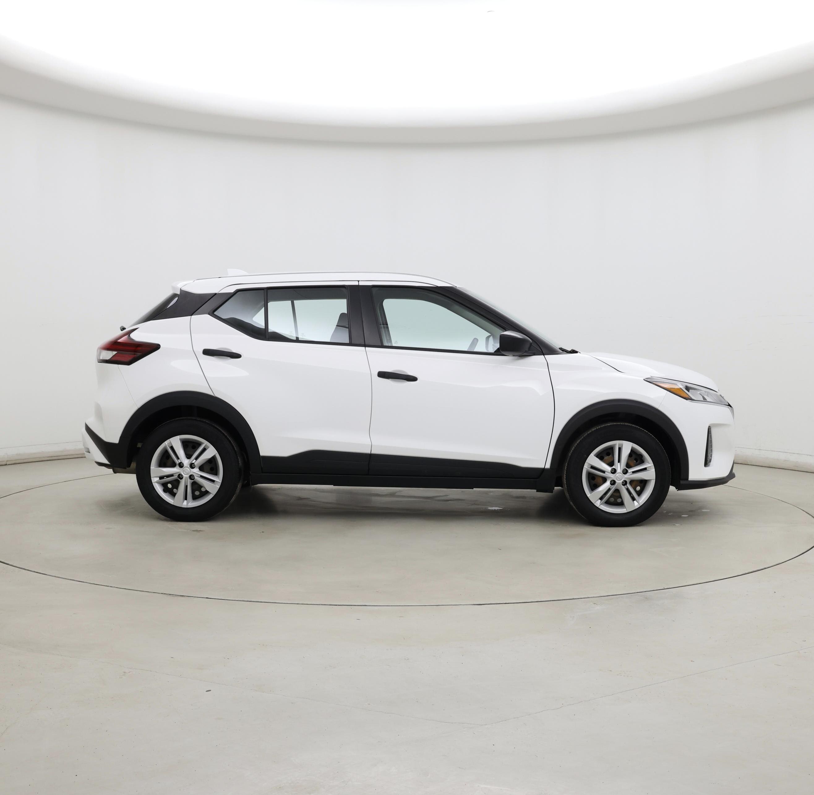 Thumbnail: 2023 Nissan Kicks - 7