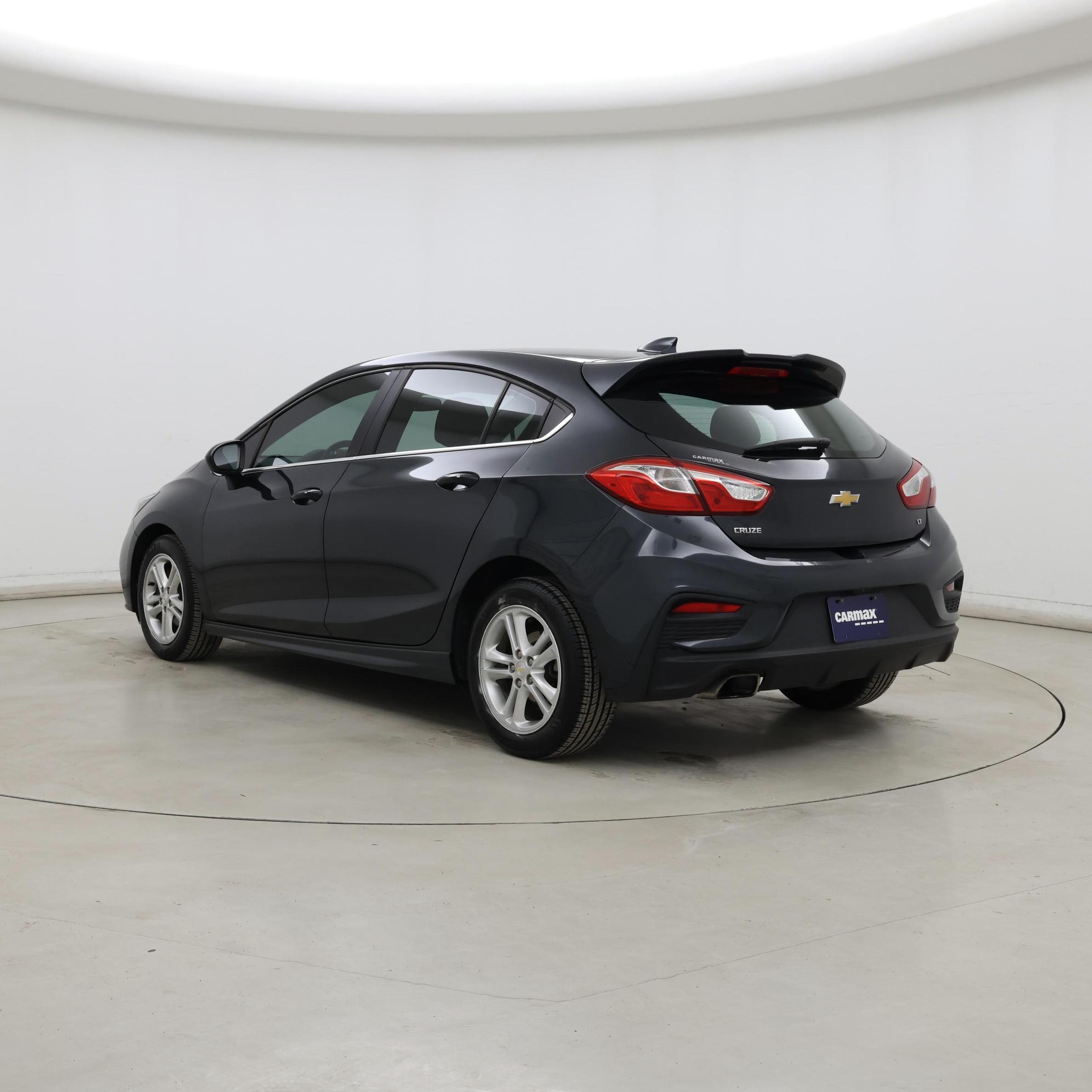 Thumbnail: 2018 Chevrolet Cruze - 2