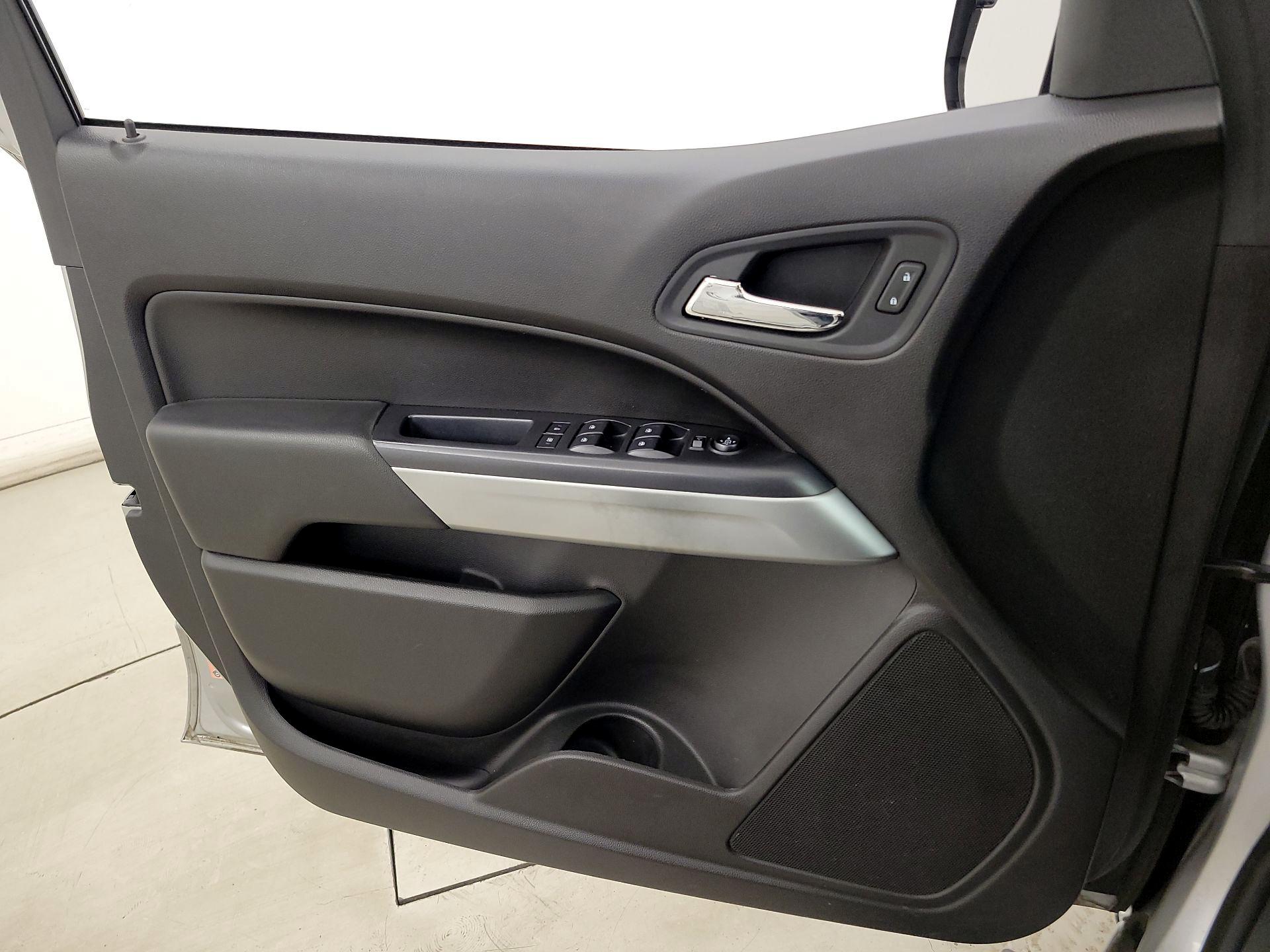 Thumbnail: 2017 Chevrolet Colorado - 12