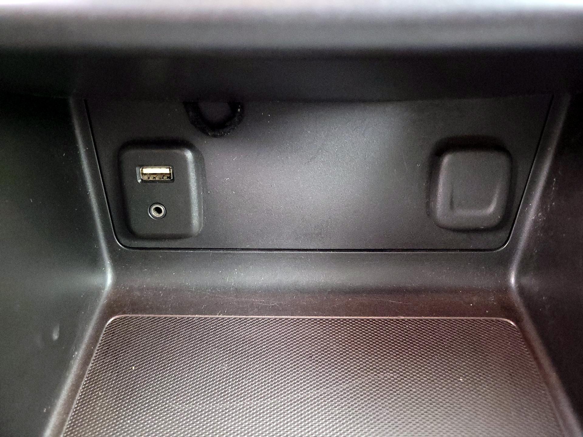 Thumbnail: 2017 Chevrolet Colorado - 18