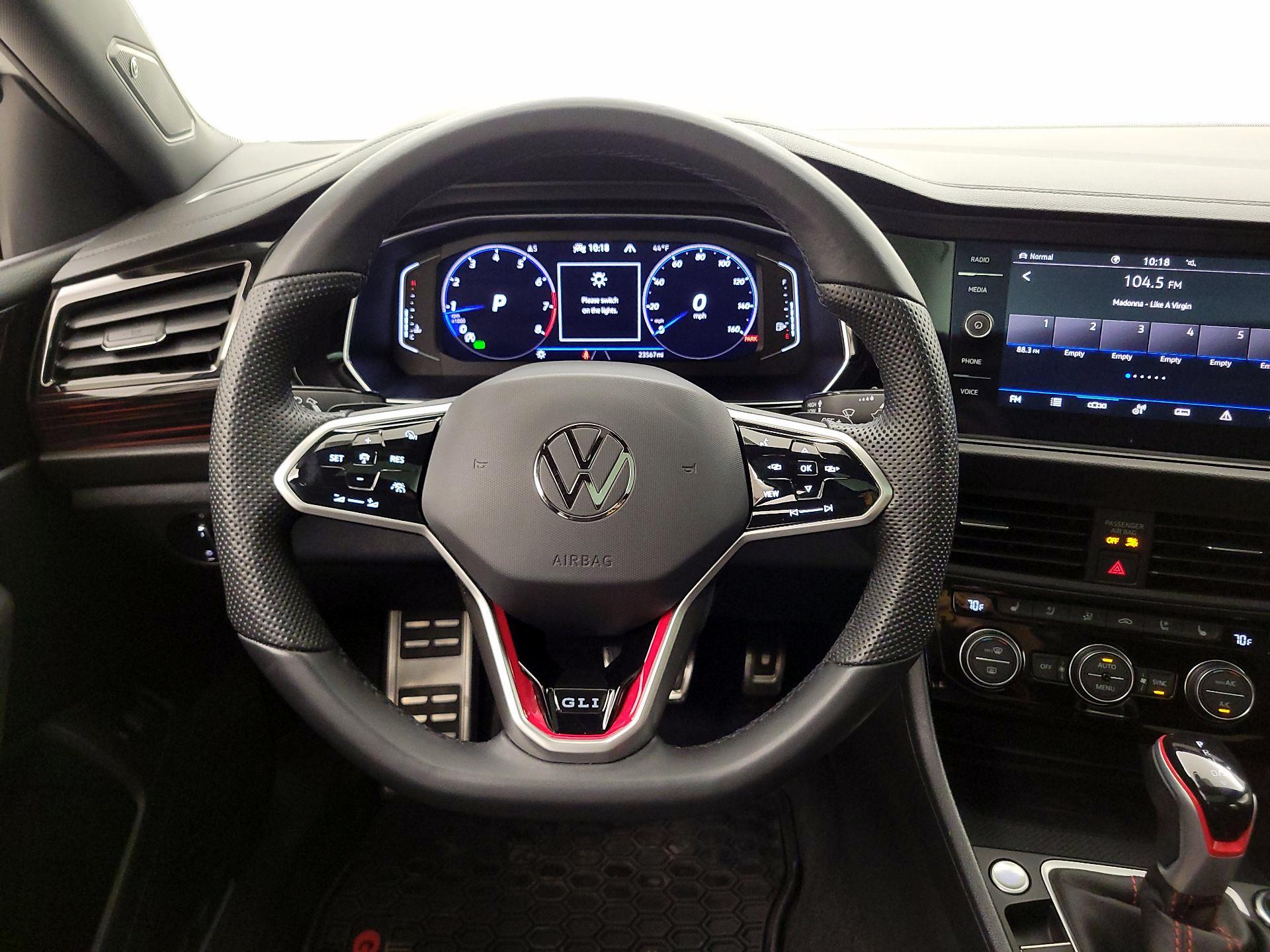 Thumbnail: 2023 Volkswagen Jetta - 10