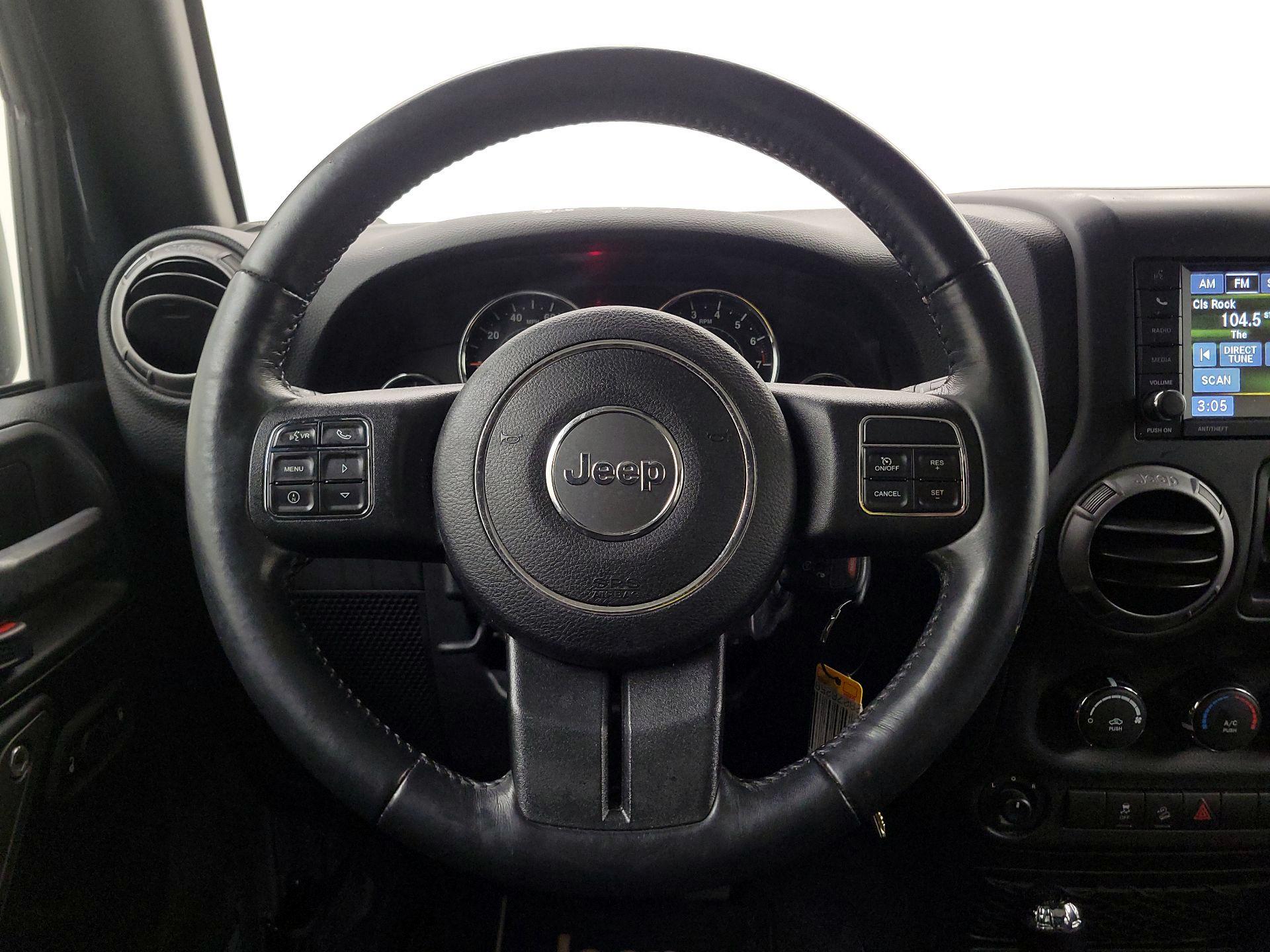 Thumbnail: 2017 Jeep Wrangler - 10