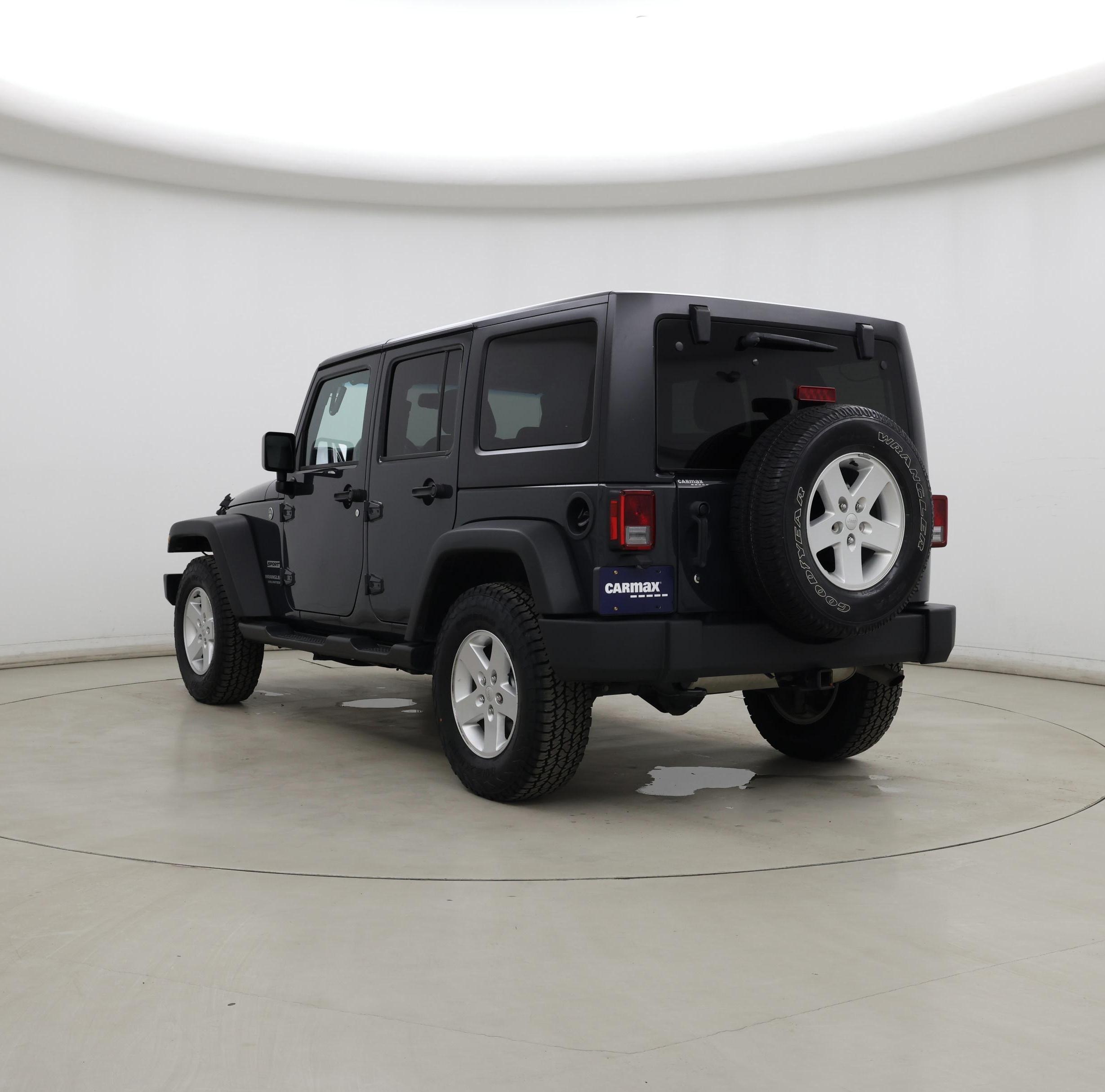 Thumbnail: 2017 Jeep Wrangler - 2