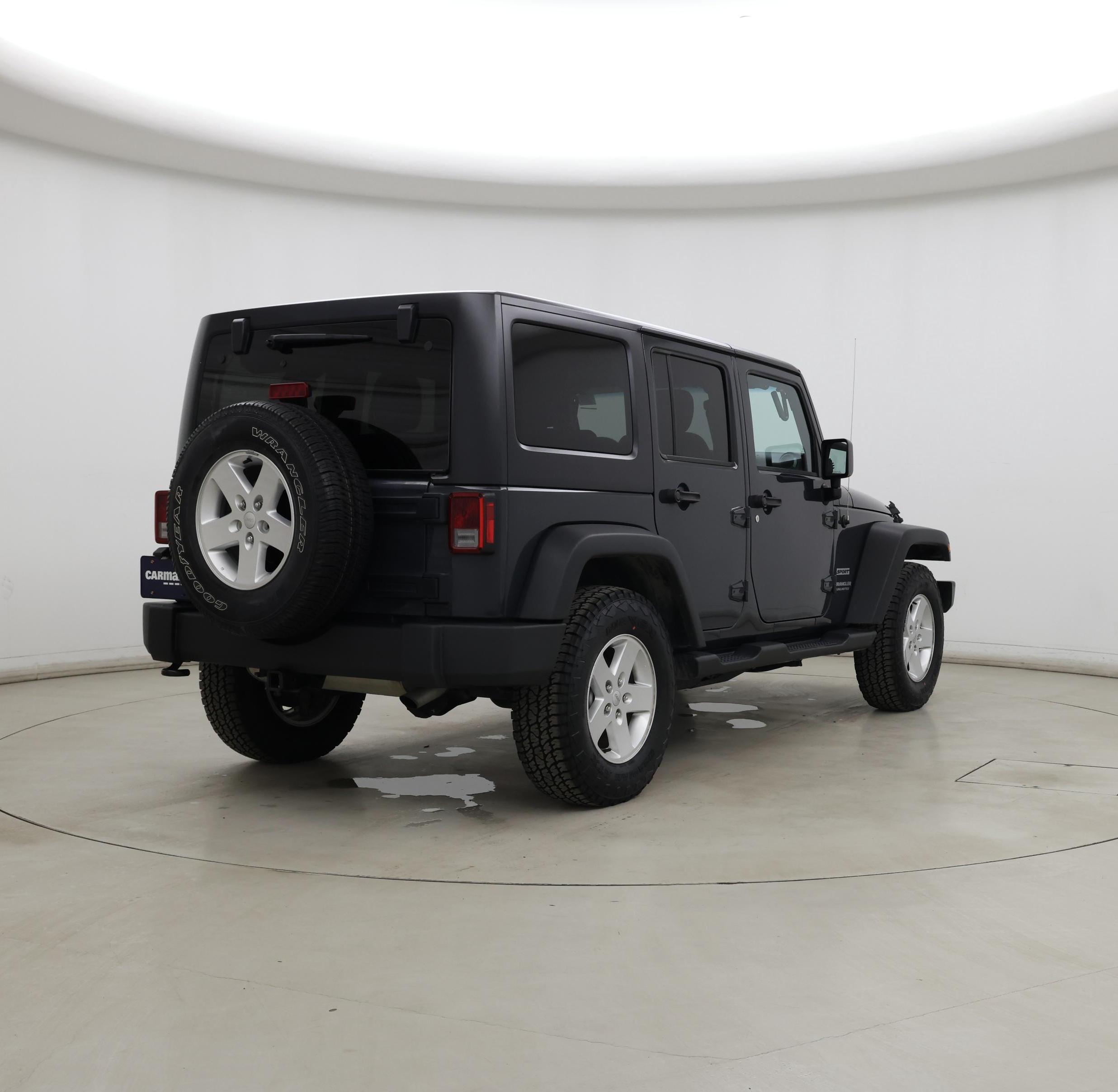 Thumbnail: 2017 Jeep Wrangler - 8