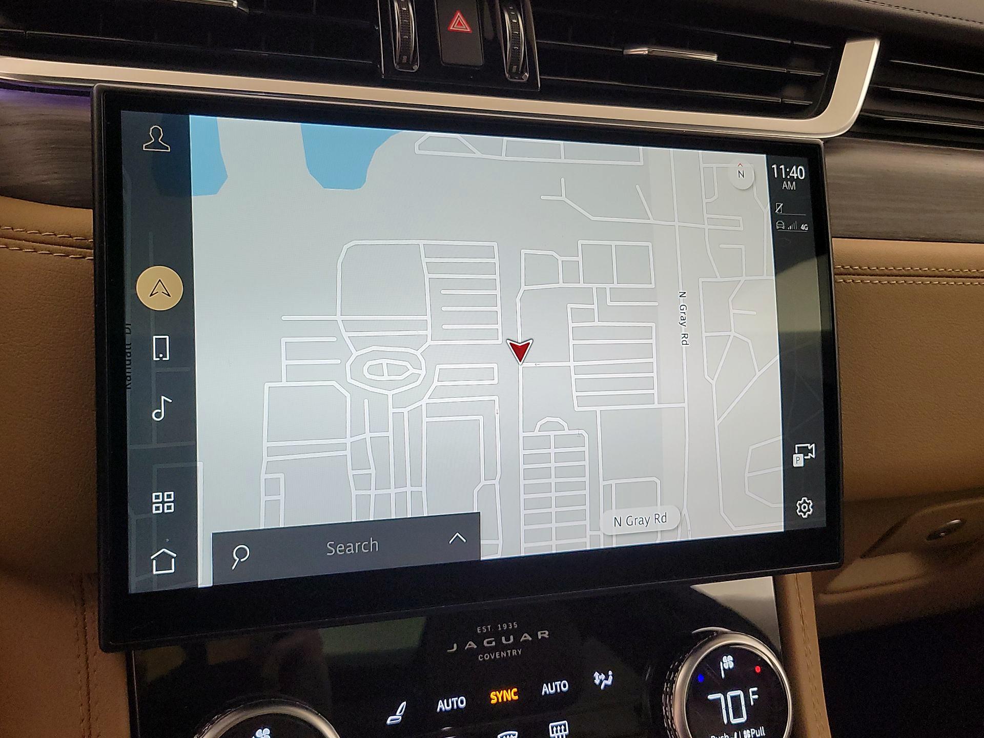 Thumbnail: 2023 Jaguar F-Pace - 14