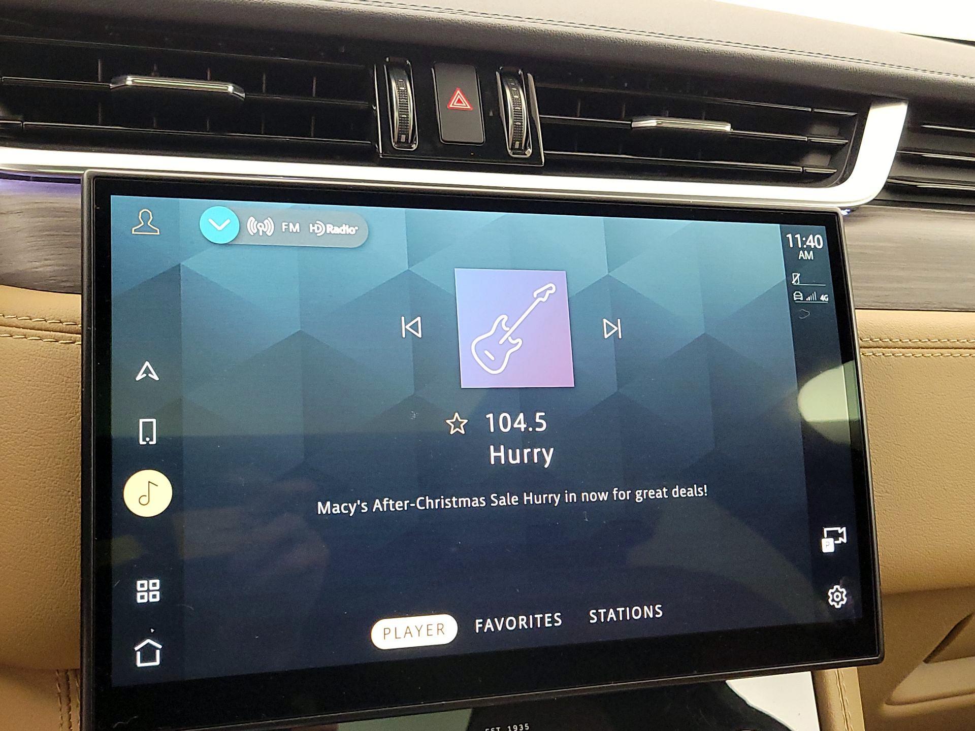 Thumbnail: 2023 Jaguar F-Pace - 16