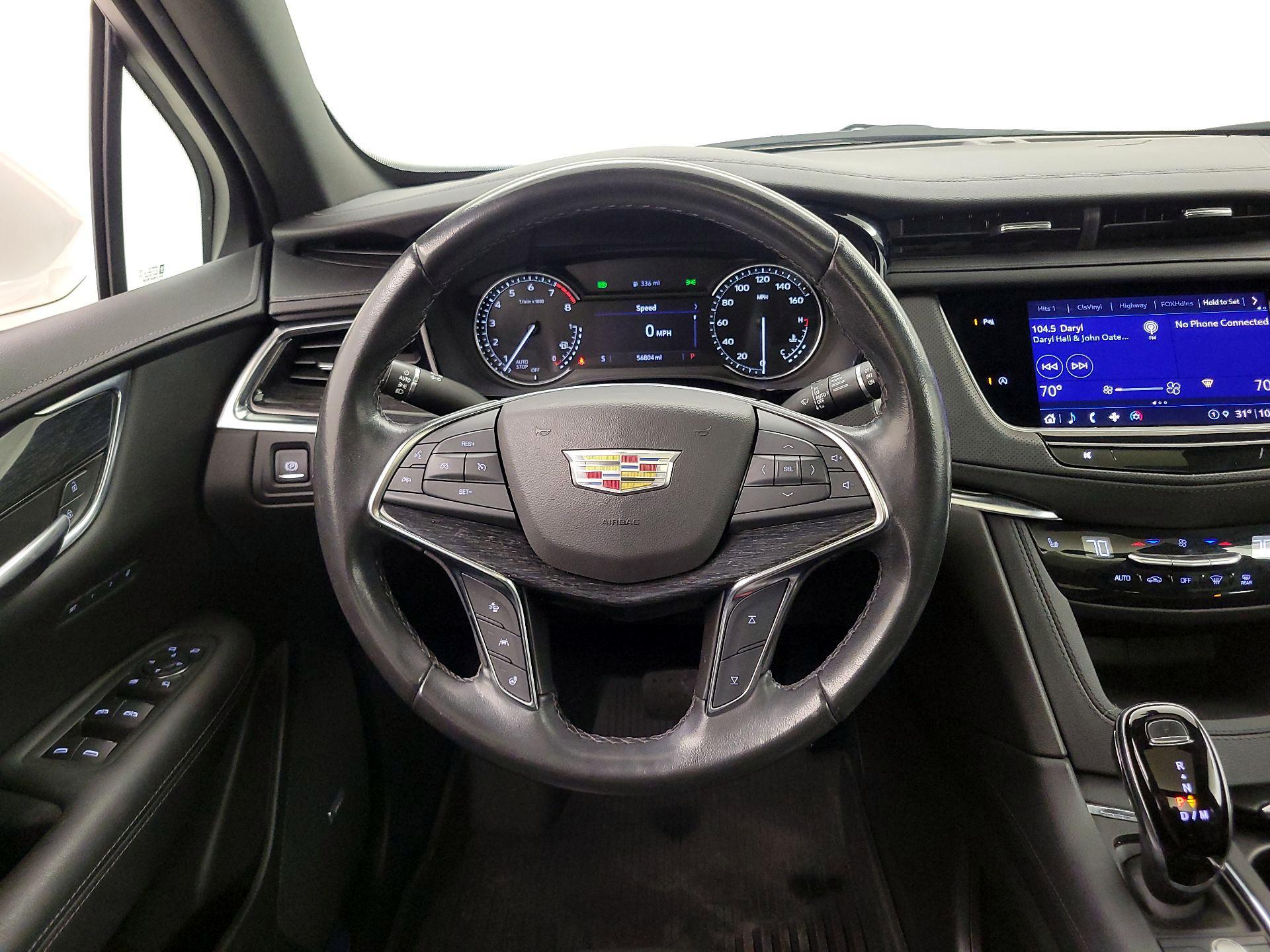 Thumbnail: 2022 Cadillac XT5 - 10