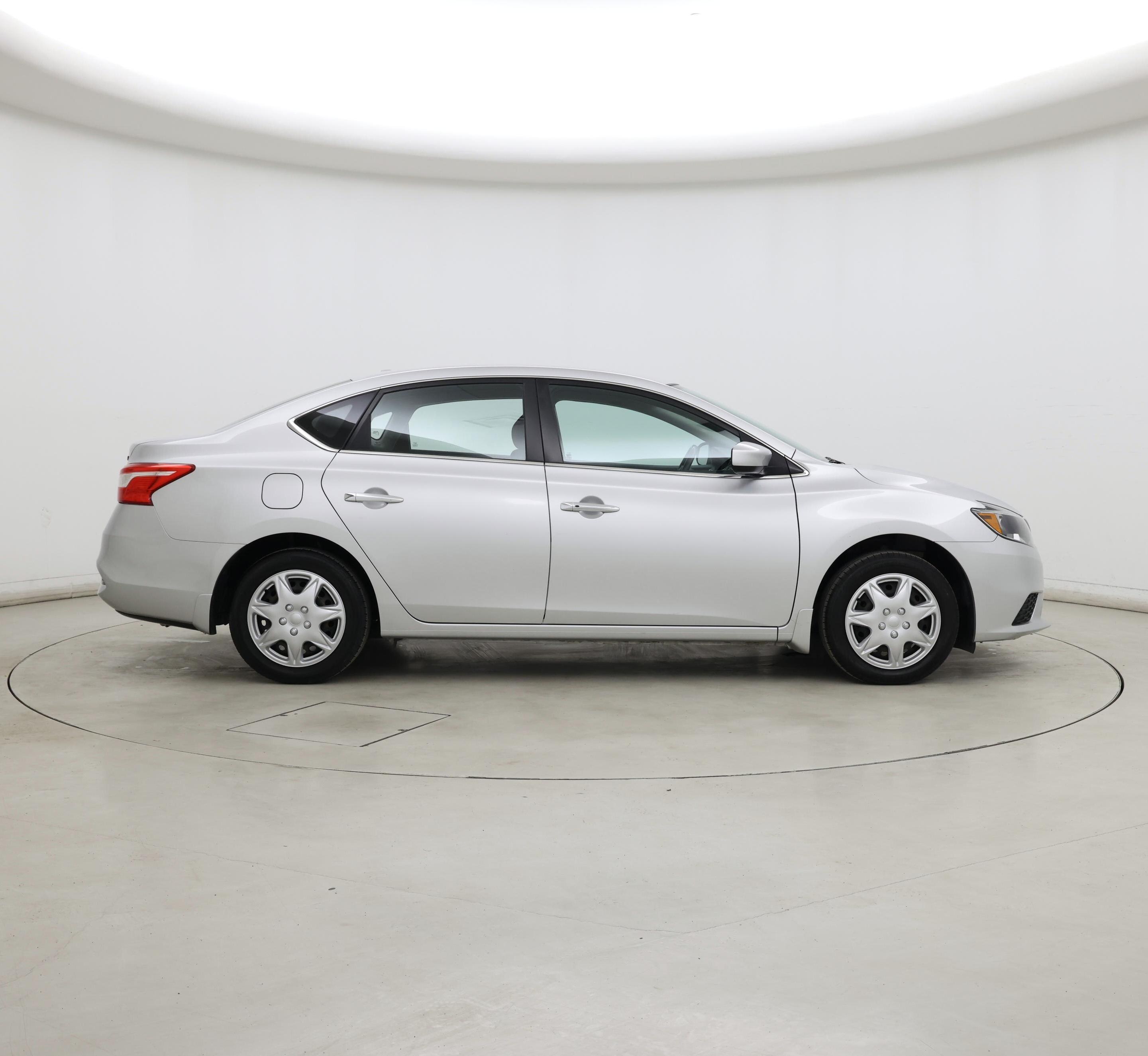 Thumbnail: 2017 Nissan Sentra - 7