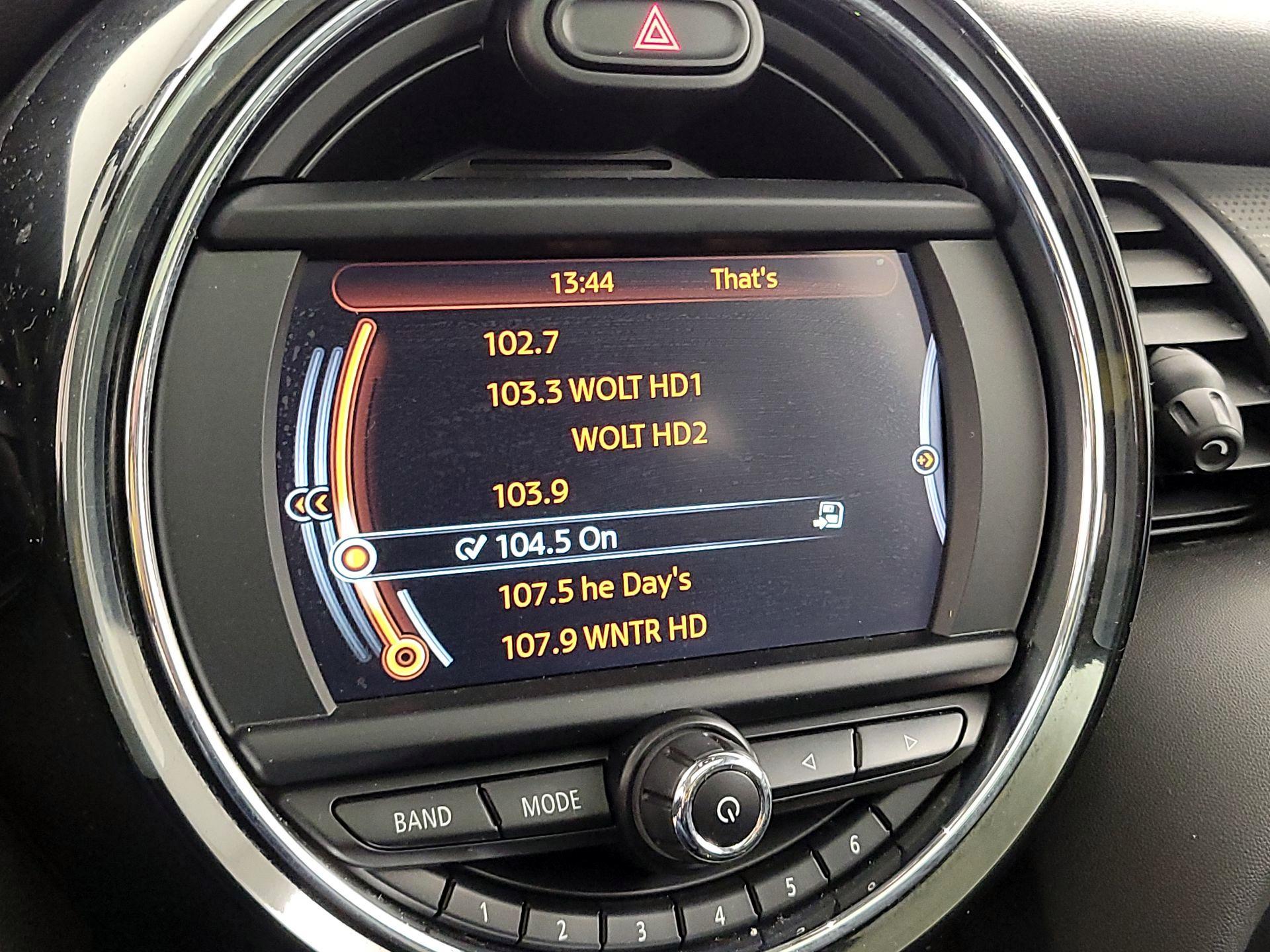 Thumbnail: 2017 MINI Cooper Hardtop - 14