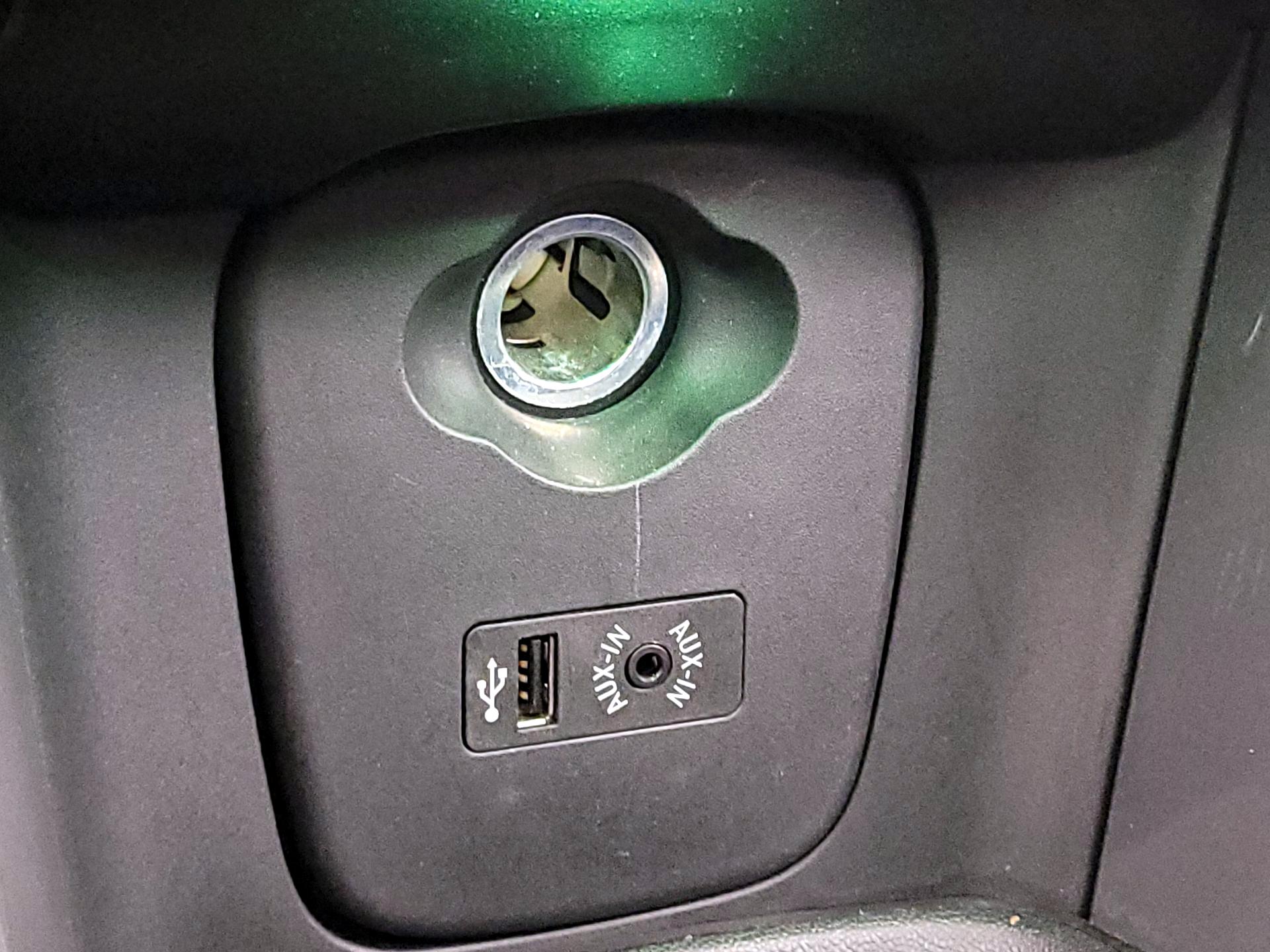 Thumbnail: 2017 MINI Cooper Hardtop - 17