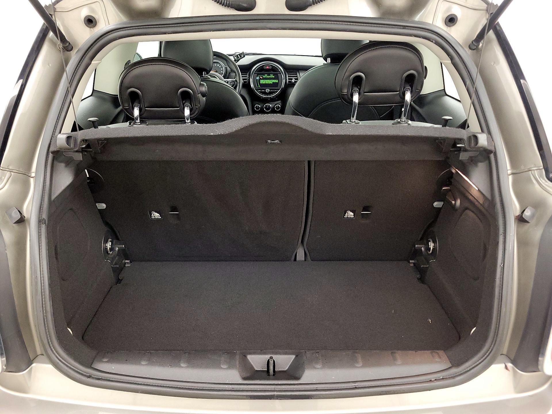 Thumbnail: 2017 MINI Cooper Hardtop - 20