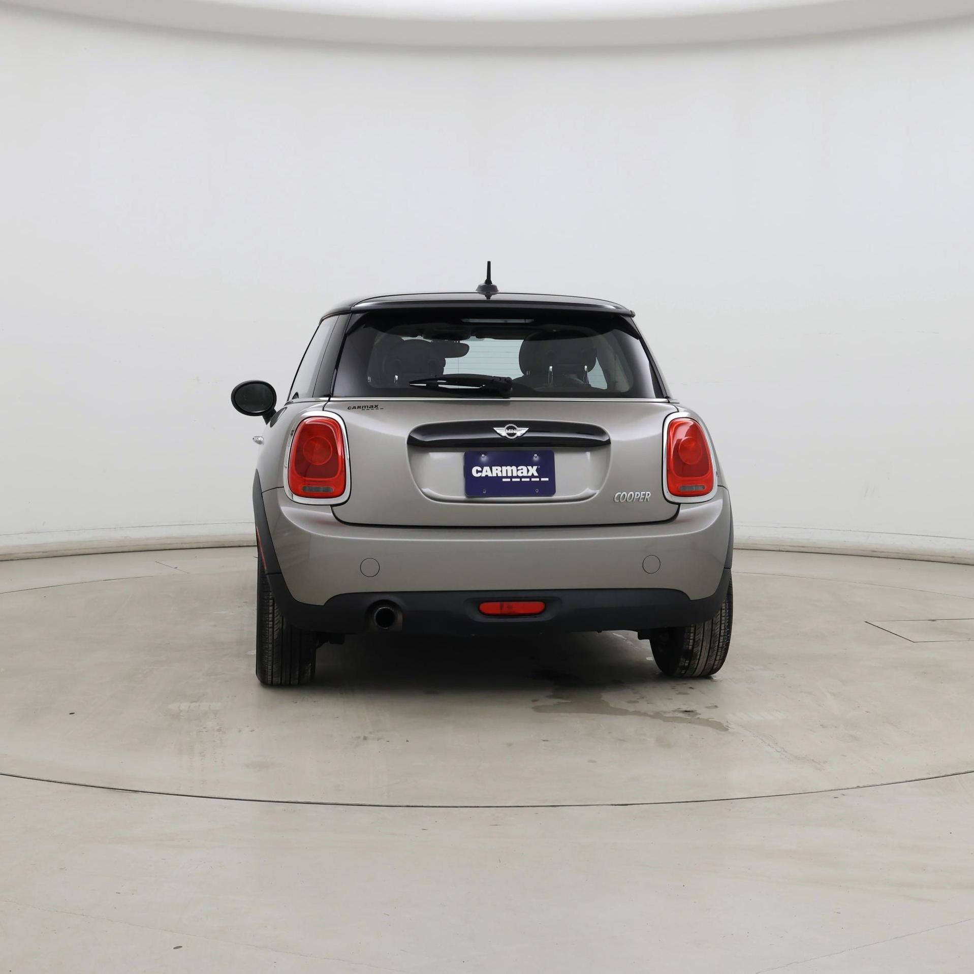 Thumbnail: 2017 MINI Cooper Hardtop - 6