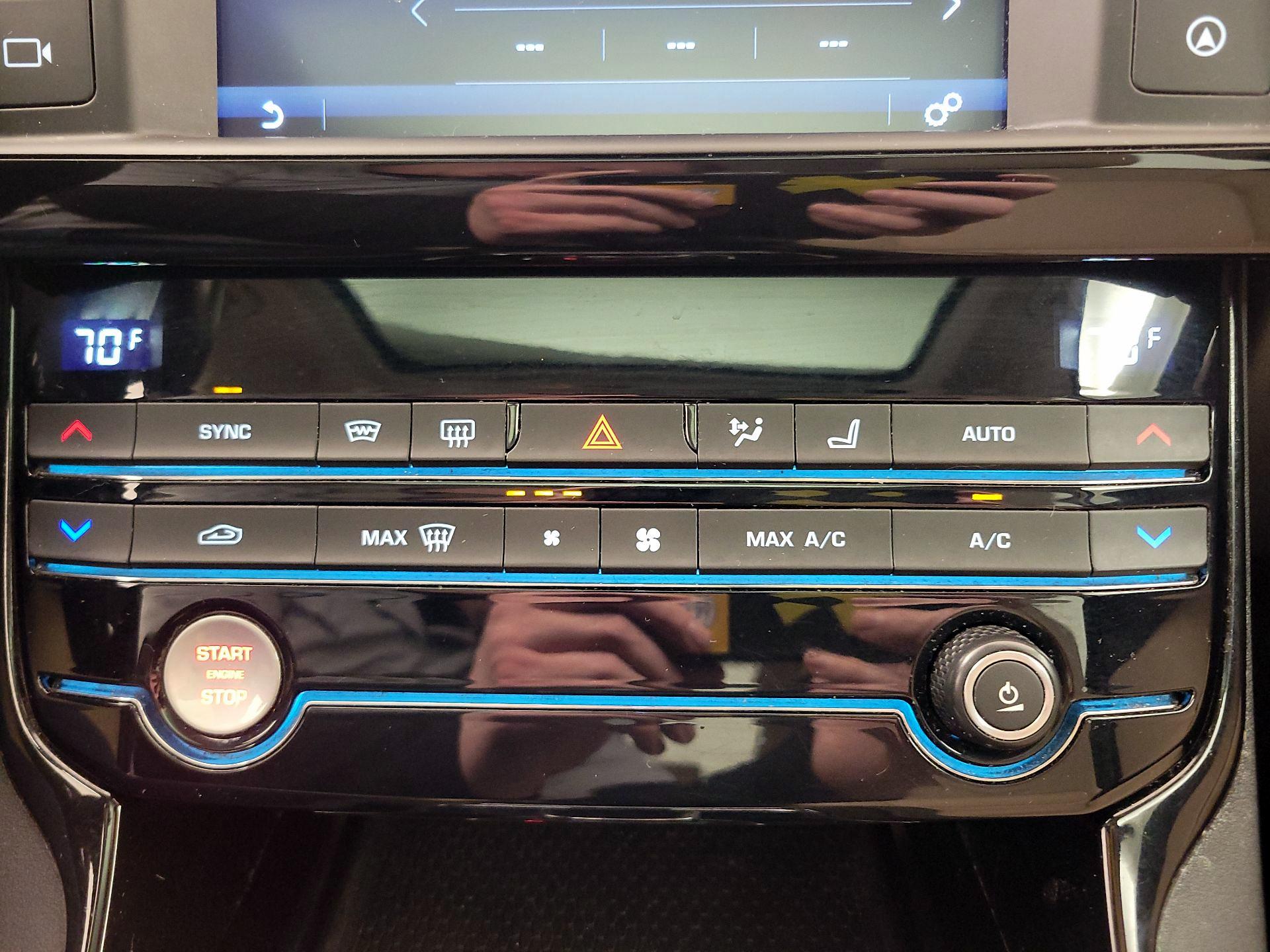 Thumbnail: 2017 Jaguar XE - 17